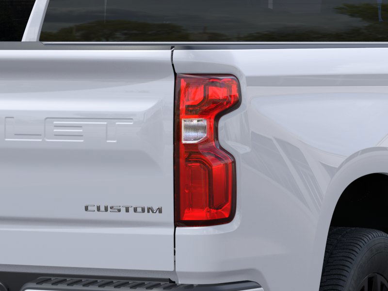 2026 Chevrolet Silverado Custom photo 10