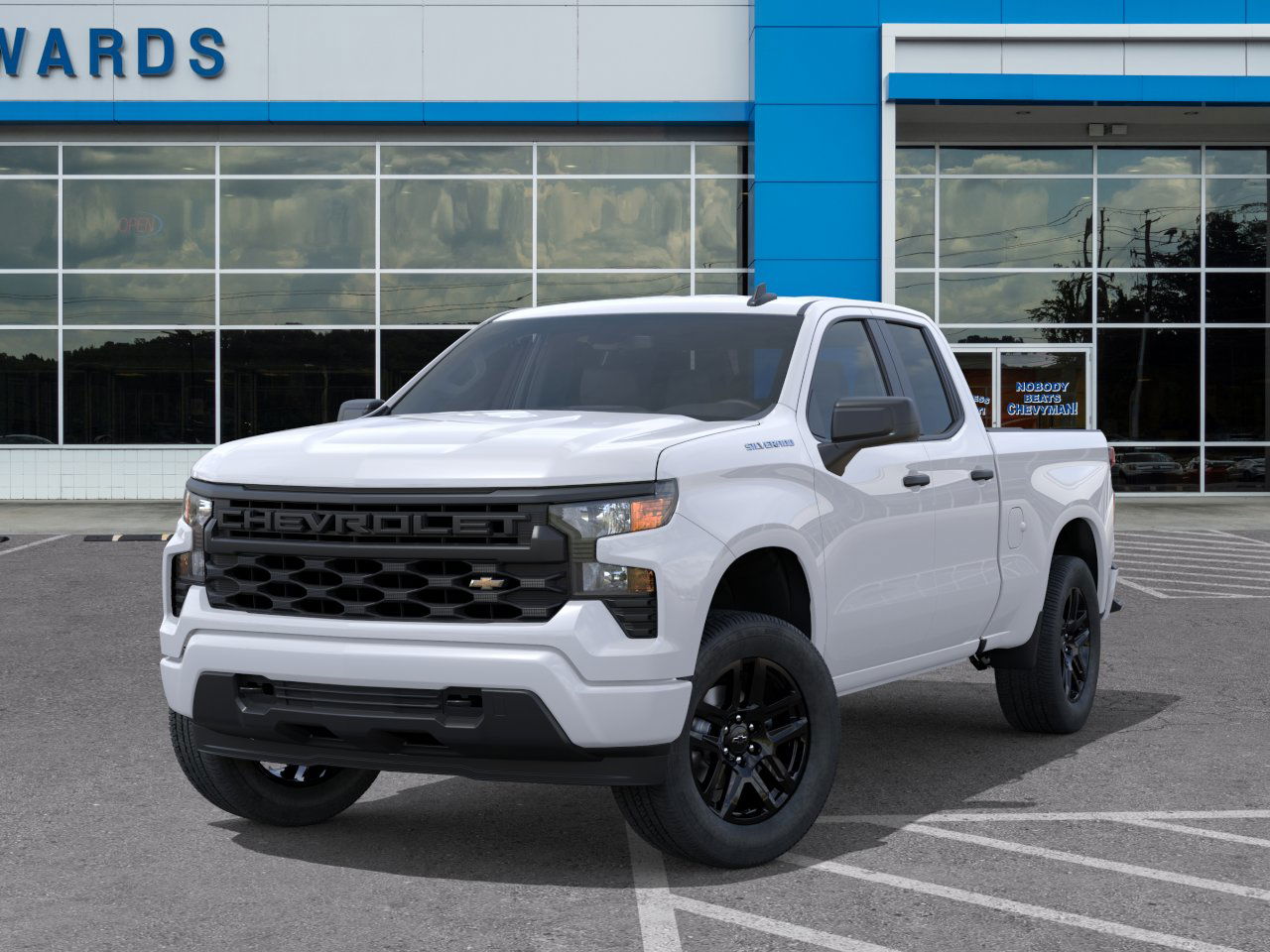 2026 Chevrolet Silverado Custom photo 5