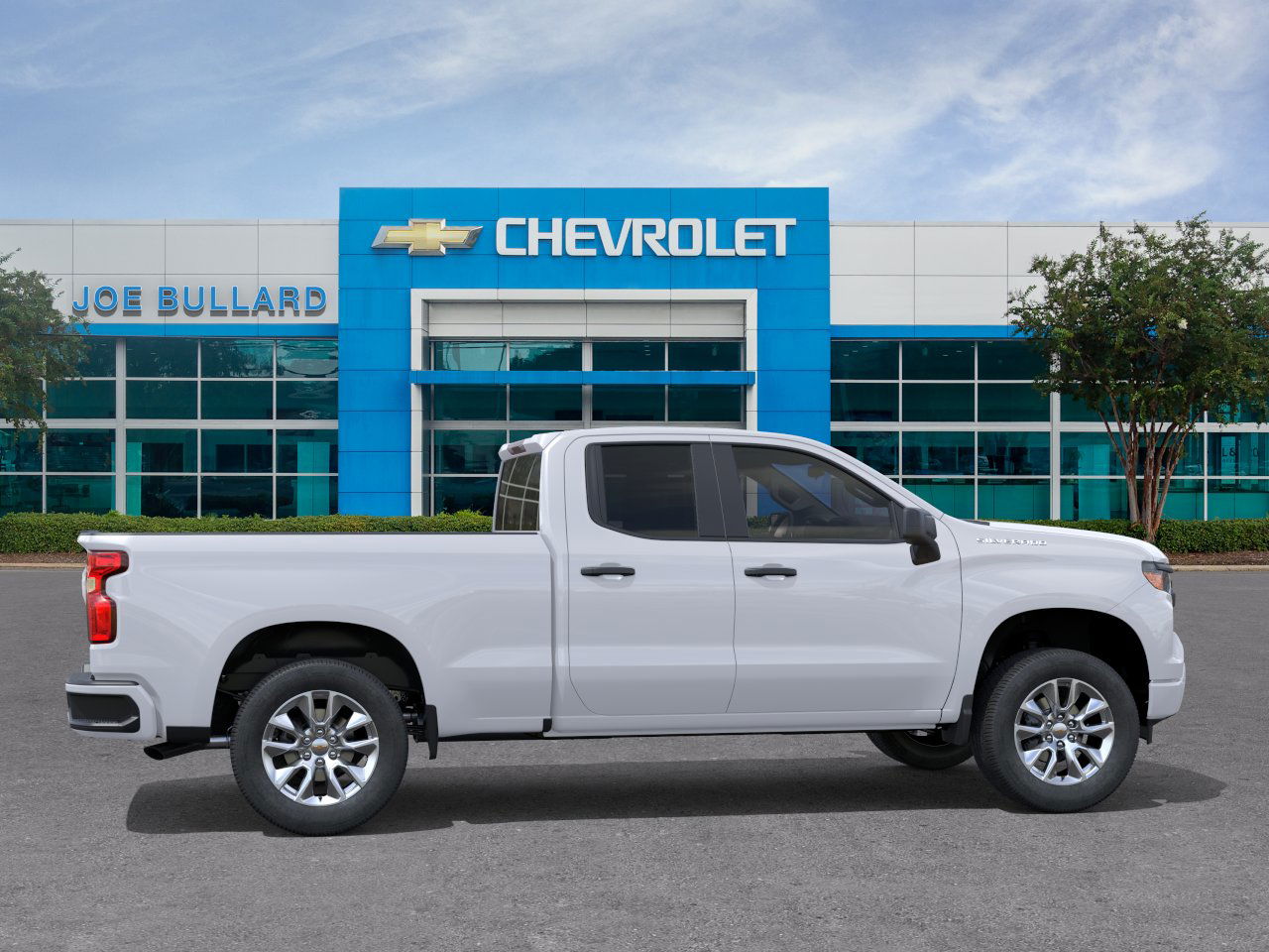 2026 Chevrolet Silverado 1500 Custom photo 4