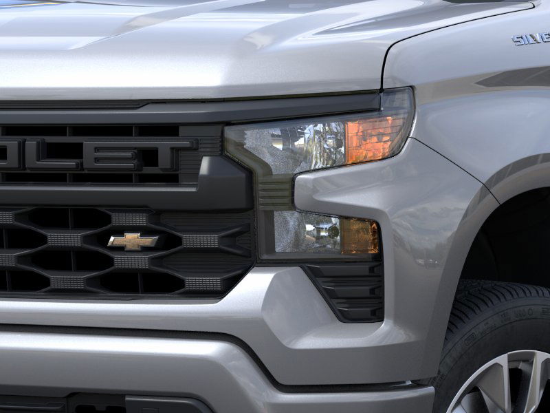 2025 Chevrolet Silverado 1500 Custom photo 10