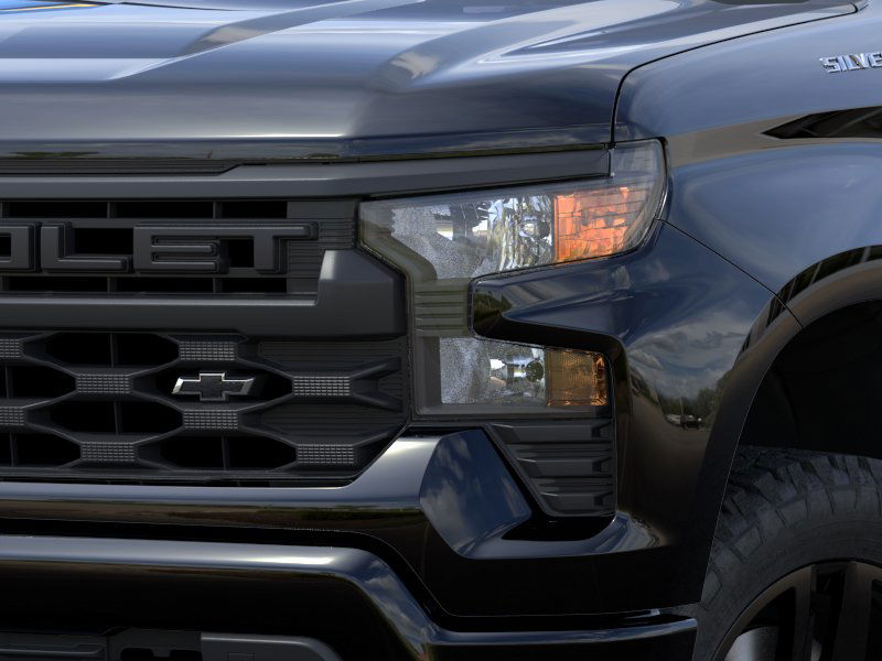 2025 Chevrolet Silverado 1500 Custom photo 10