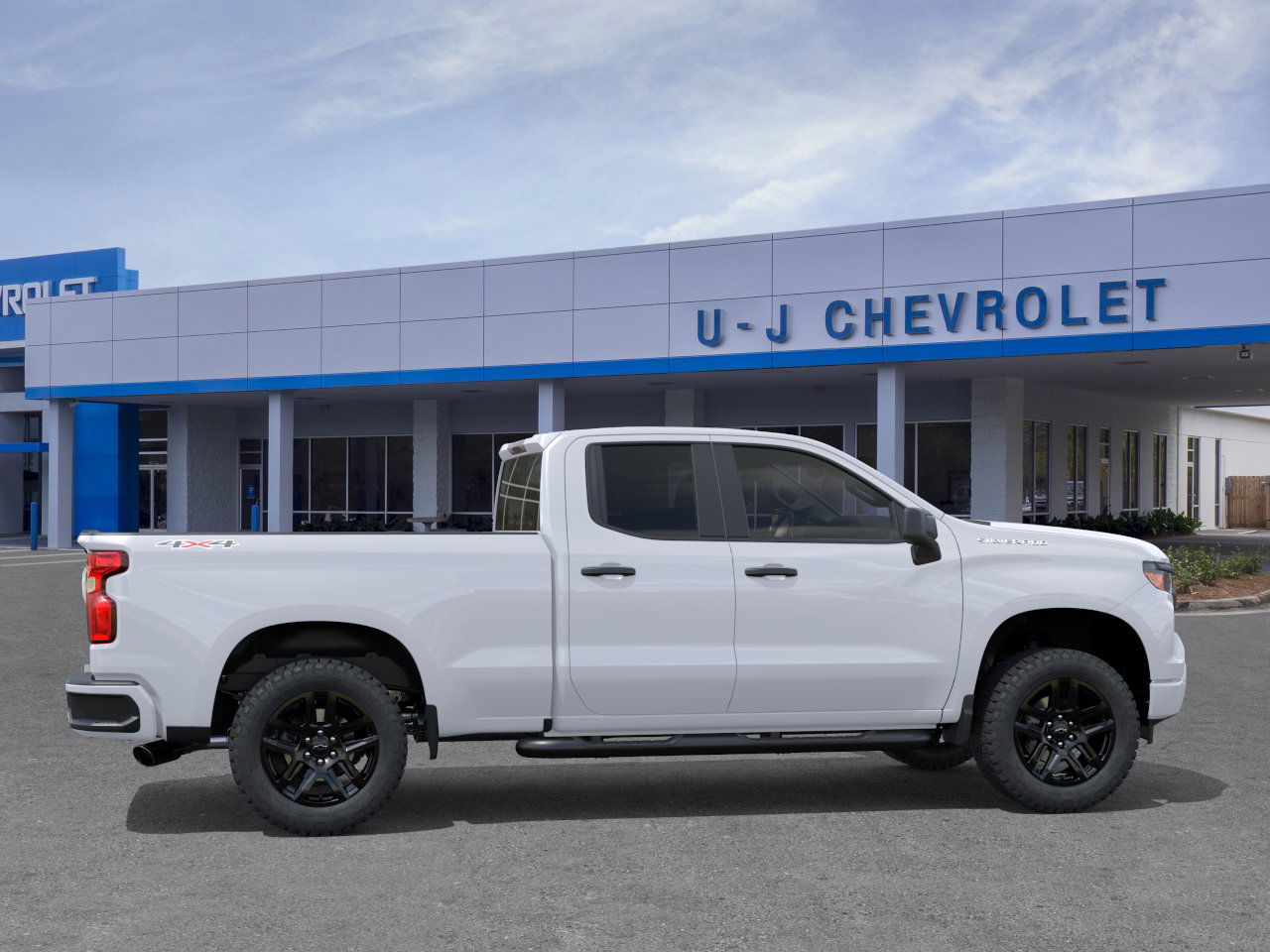 2026 Chevrolet Silverado 1500 Custom photo 4