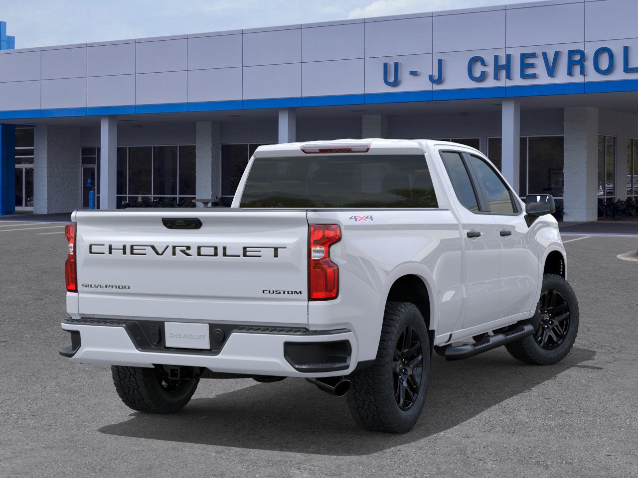2026 Chevrolet Silverado 1500 Custom photo 3