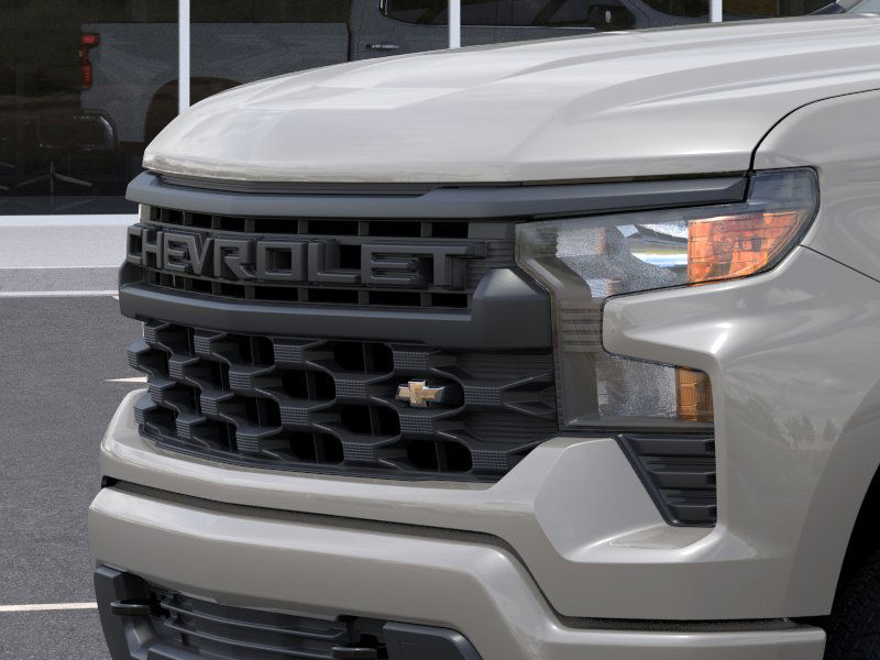 2026 Chevrolet Silverado Custom photo 13