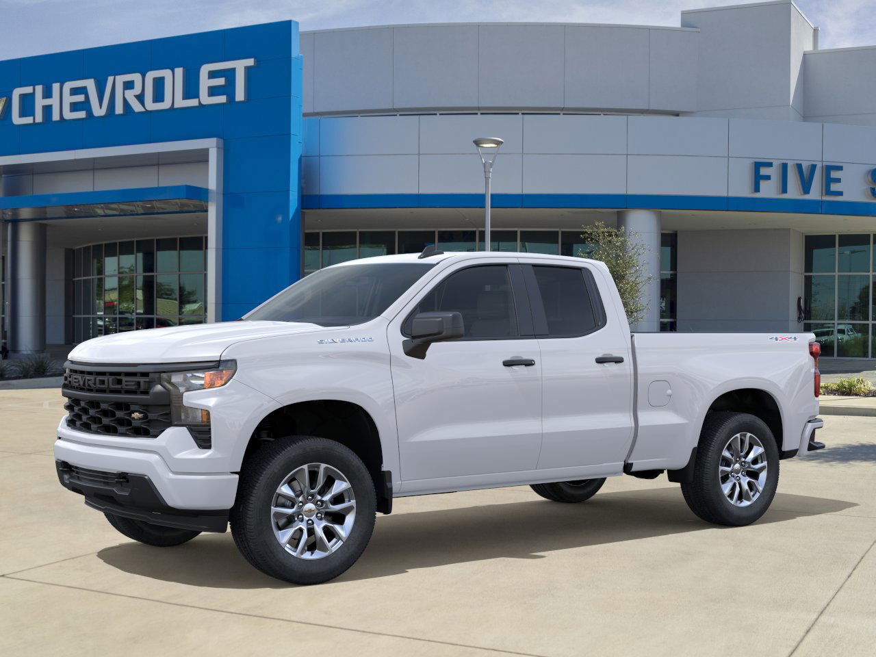 2025 Chevrolet Silverado 1500 Custom photo 2