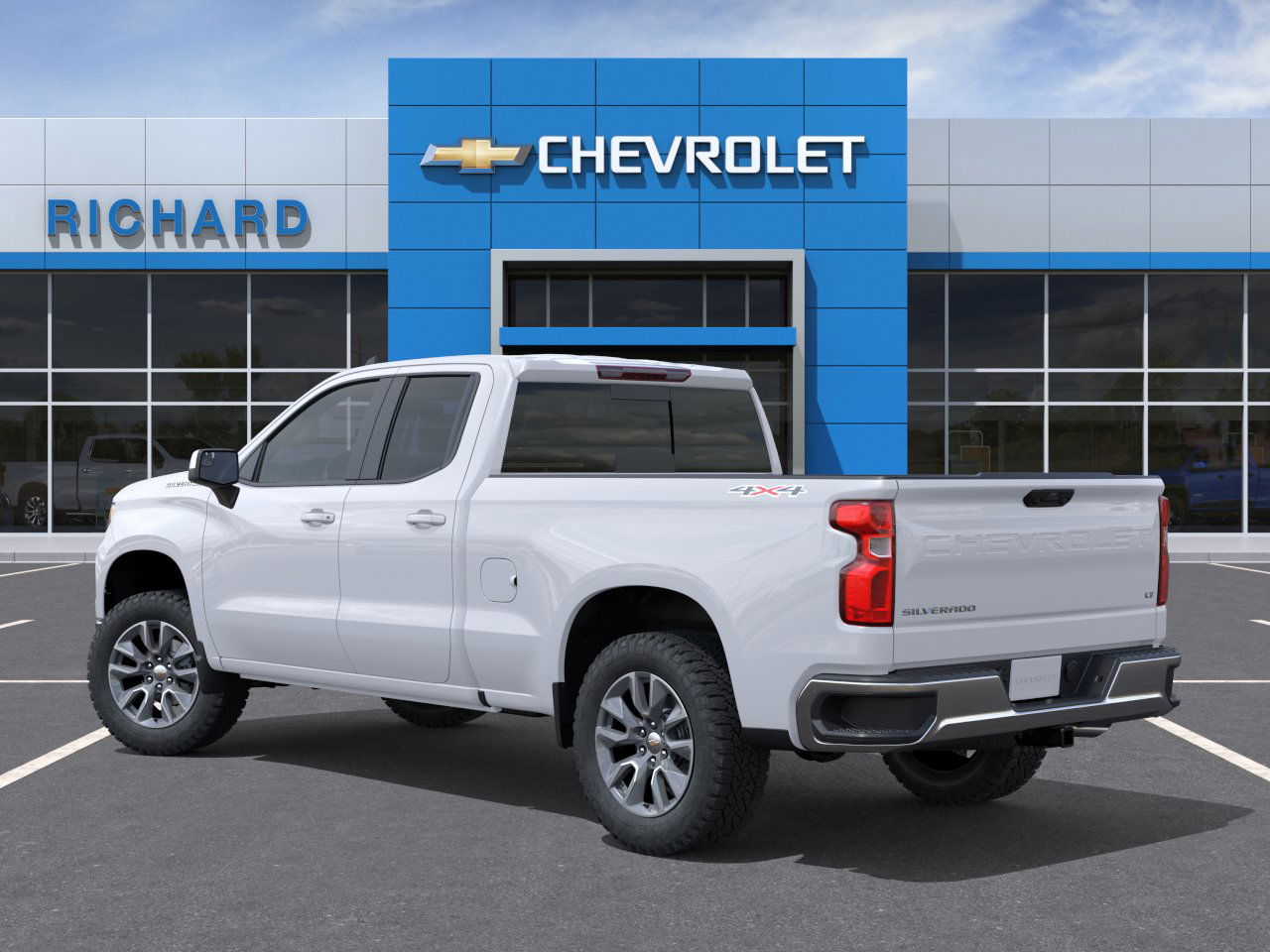 2026 Chevrolet Silverado 1500 LT photo 2
