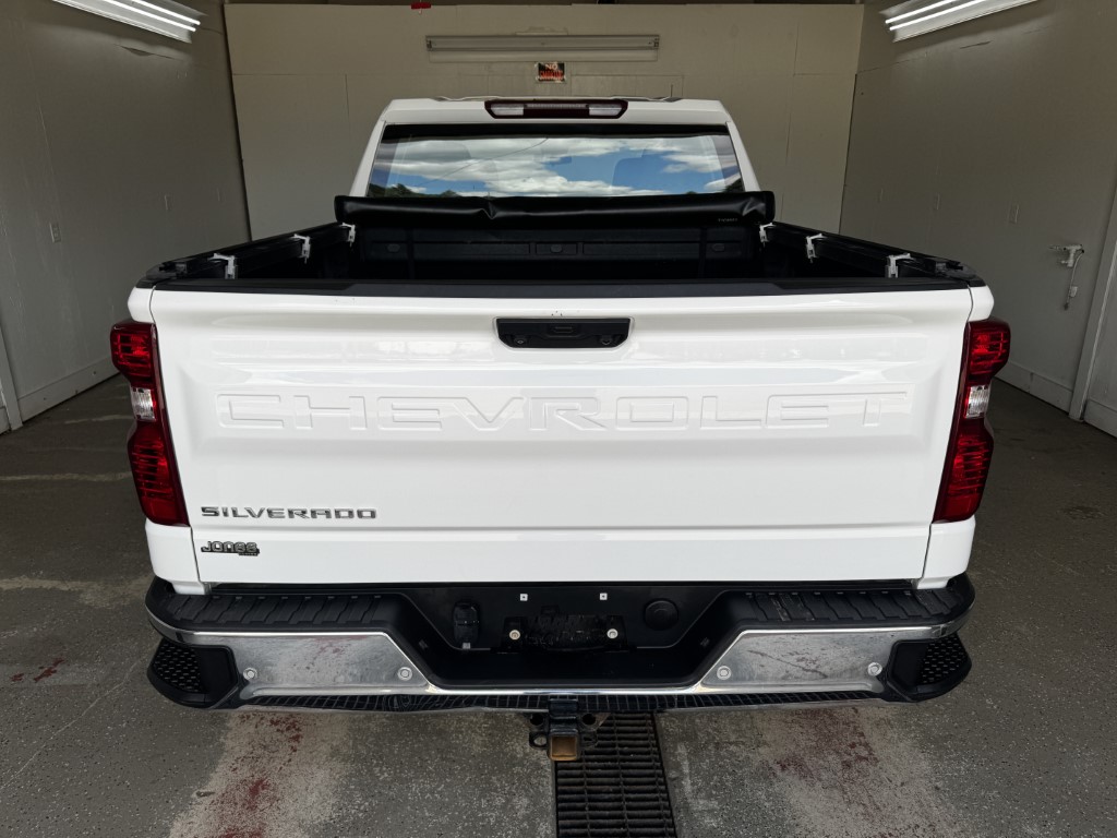 Used 2024 Summit White Chevrolet WT image 8