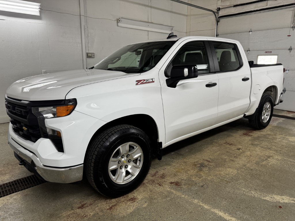 Used 2024 Summit White Chevrolet WT image 5