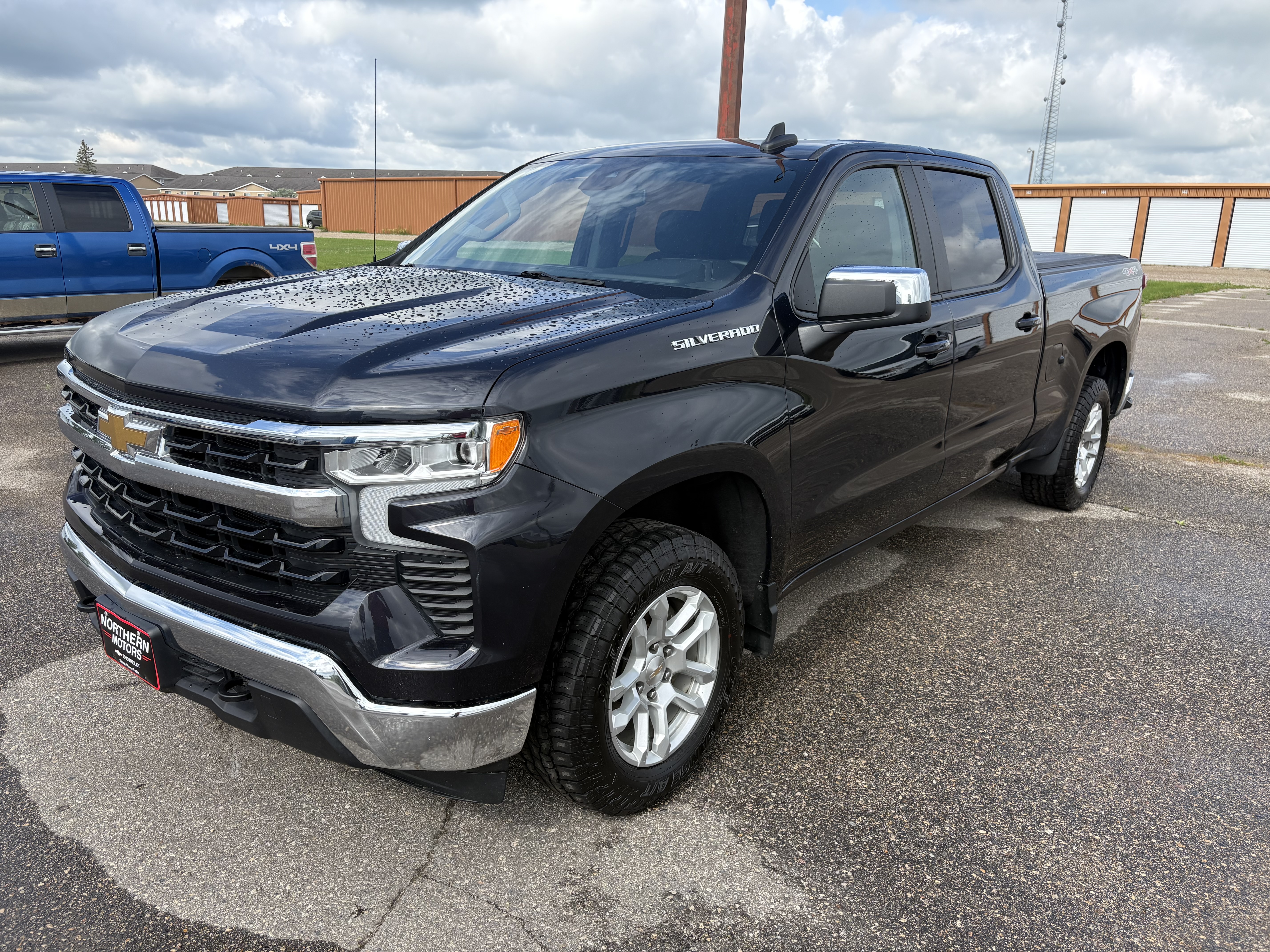 Used 2023 Chevrolet Silverado 1500 LT with VIN 1GCUDDED8PZ191147 for sale in Thief River Falls, Minnesota