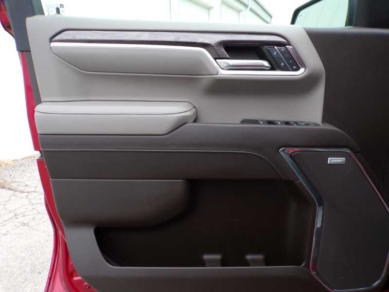 2024 Chevrolet Silverado 1500 LTZ - Photo 13