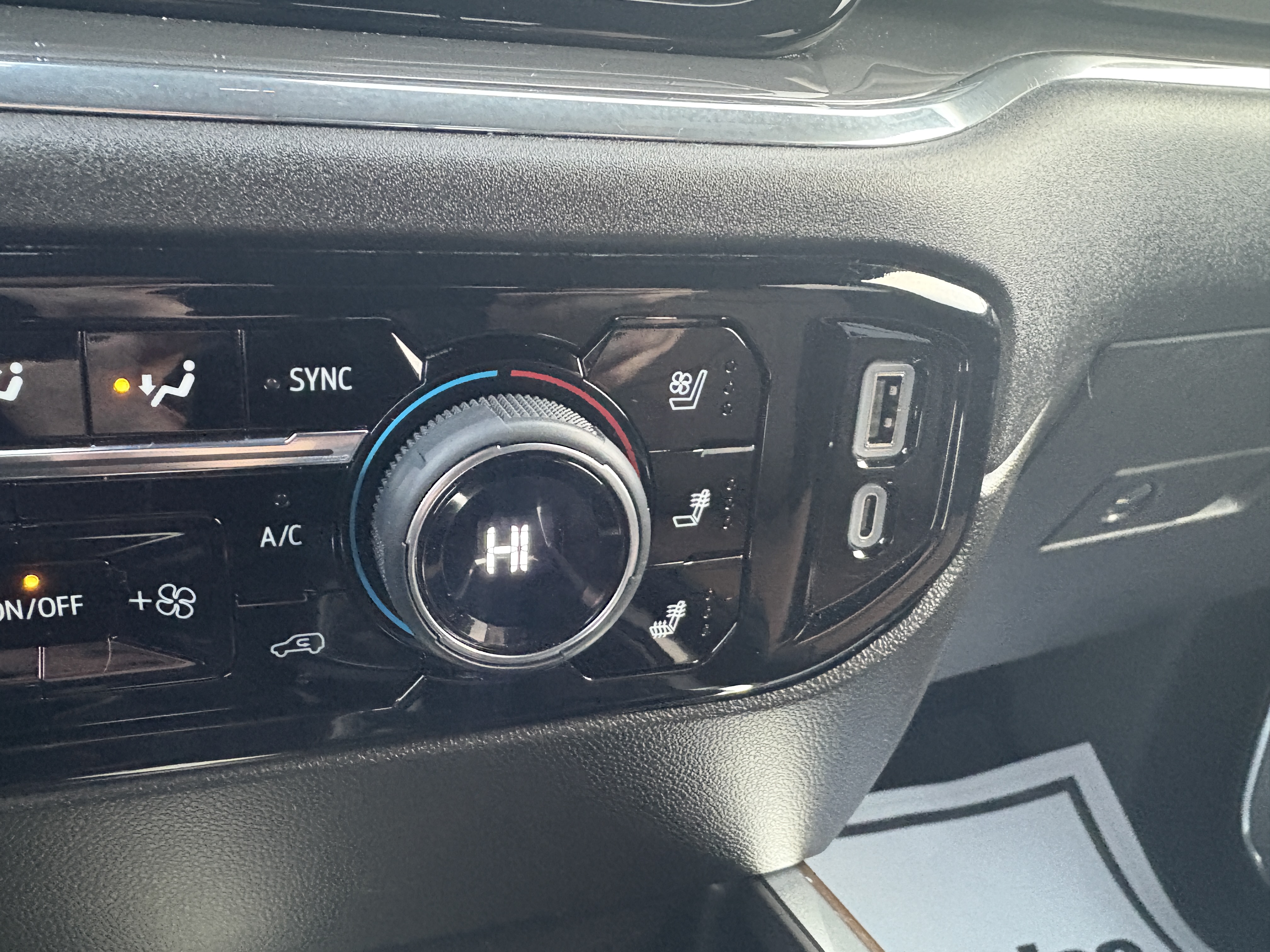 2024 Chevrolet Silverado 1500 High Country - Photo 27