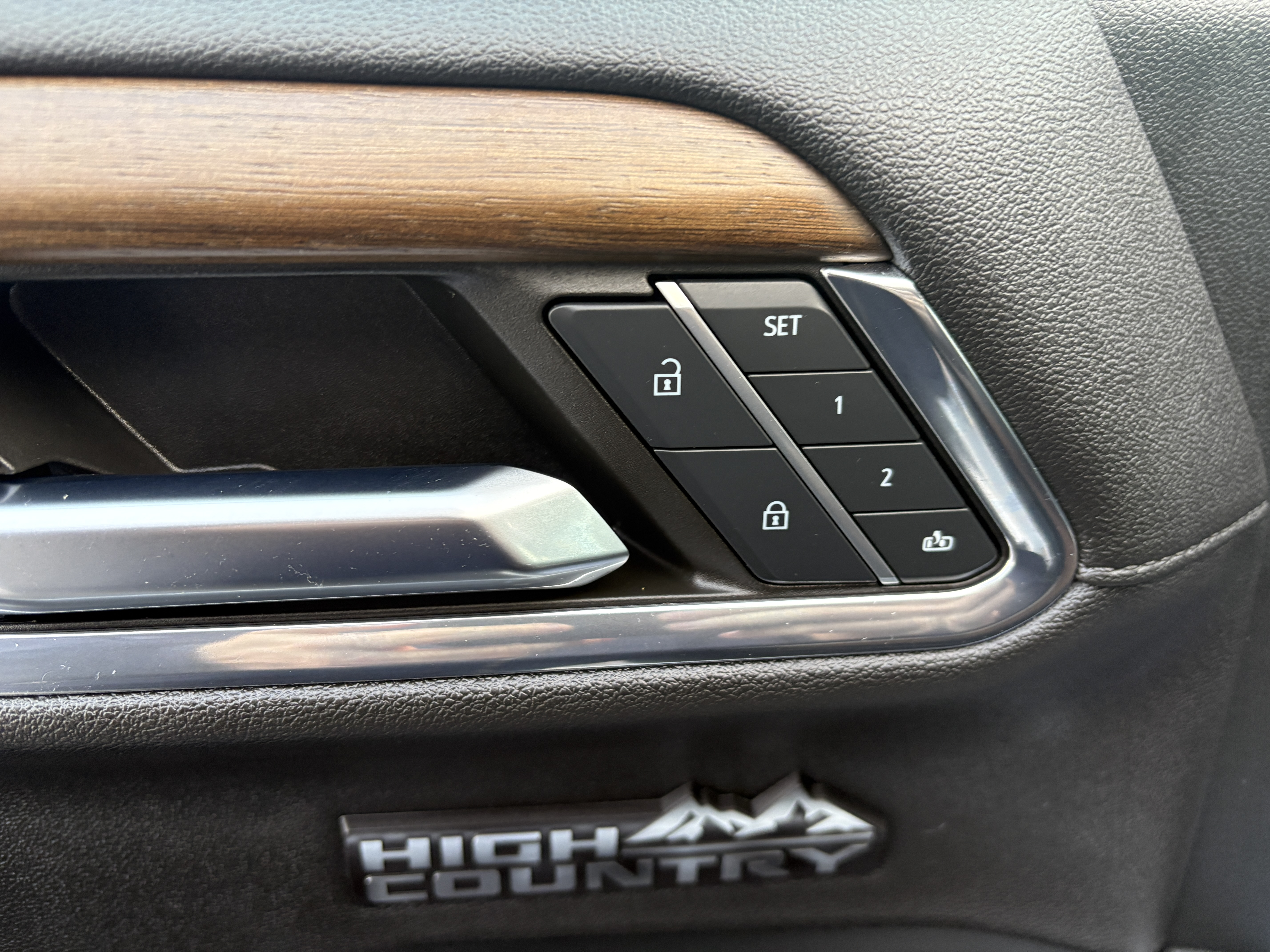 2024 Chevrolet Silverado 1500 High Country - Photo 18