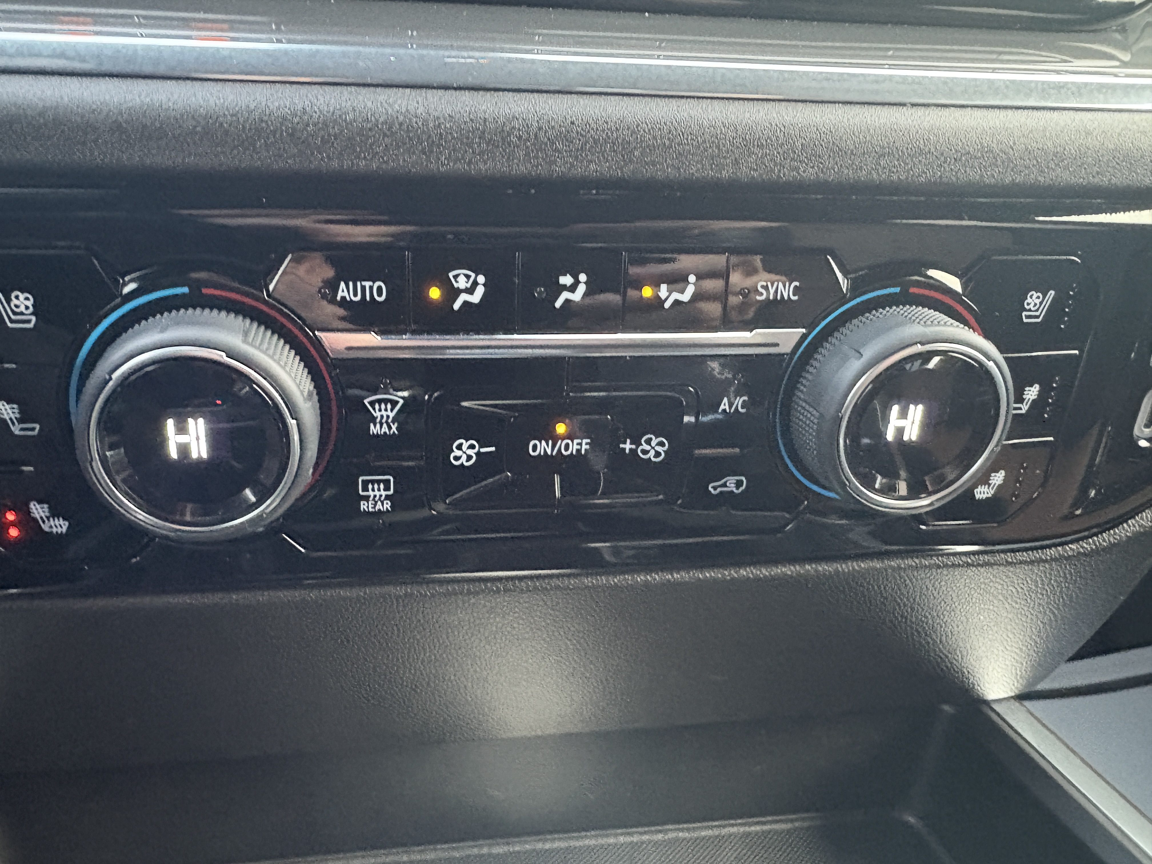 2024 Chevrolet Silverado 1500 High Country - Photo 28