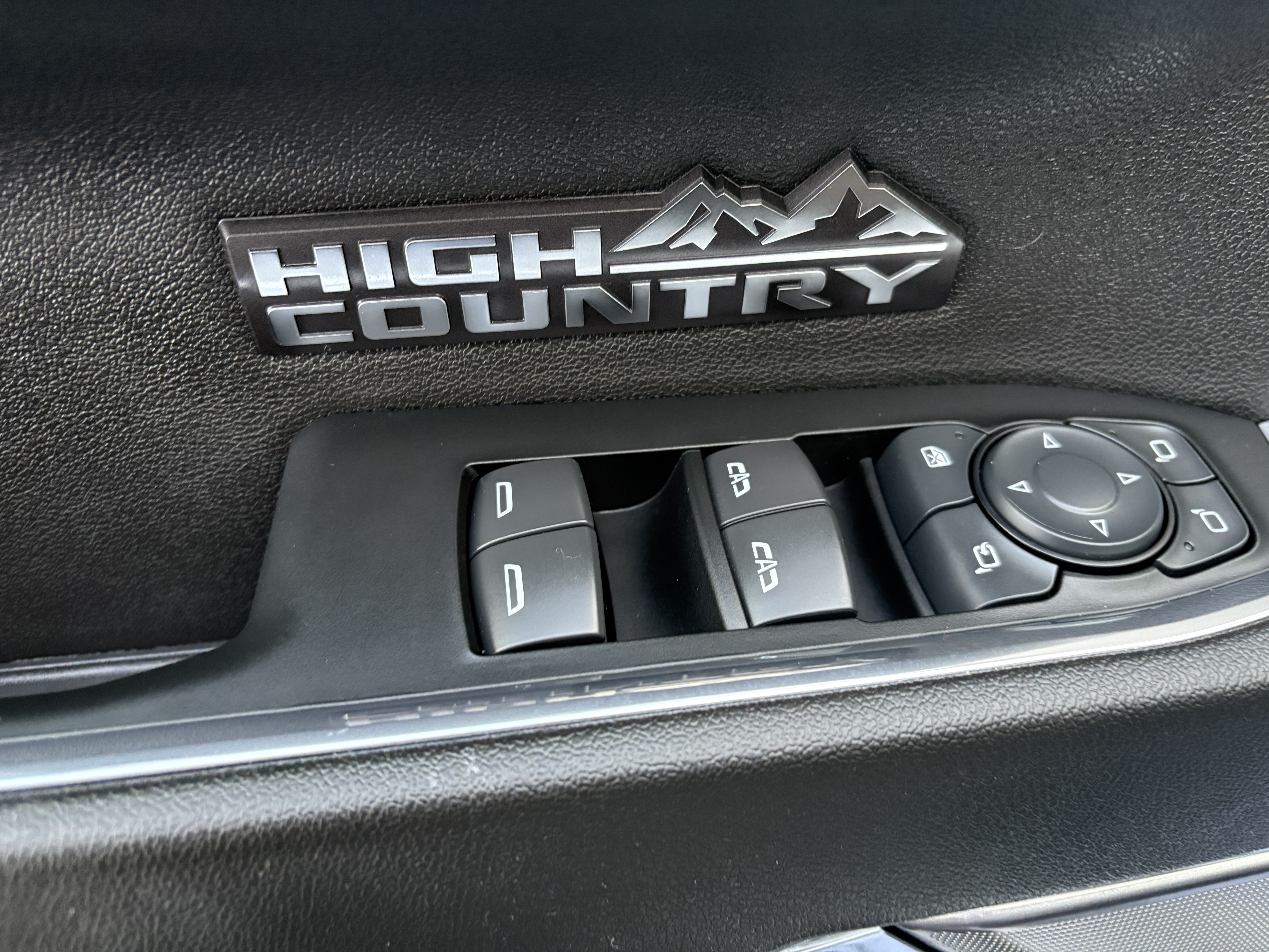 2024 Chevrolet Silverado 1500 High Country - Photo 17