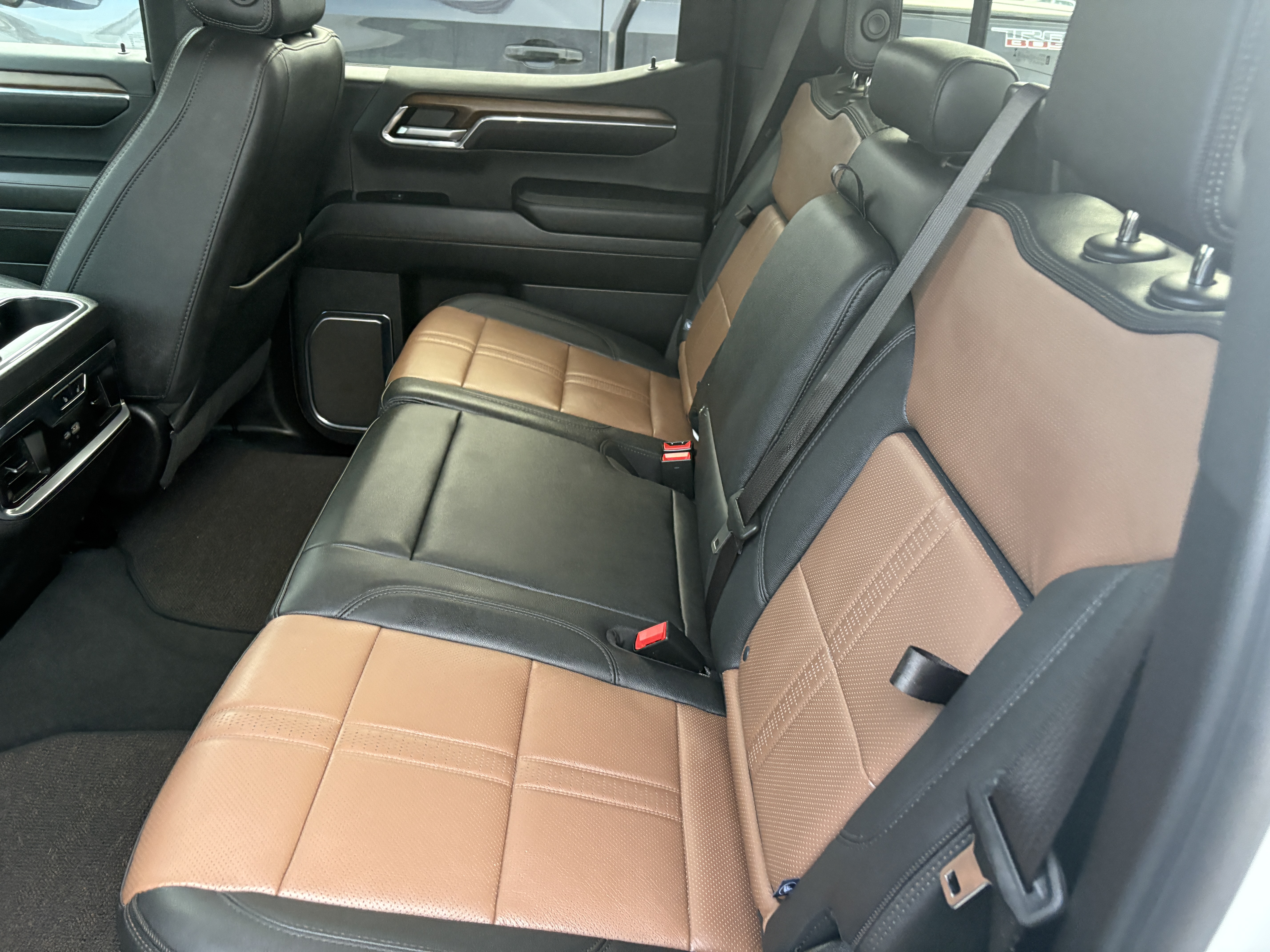 2024 Chevrolet Silverado 1500 High Country - Photo 39