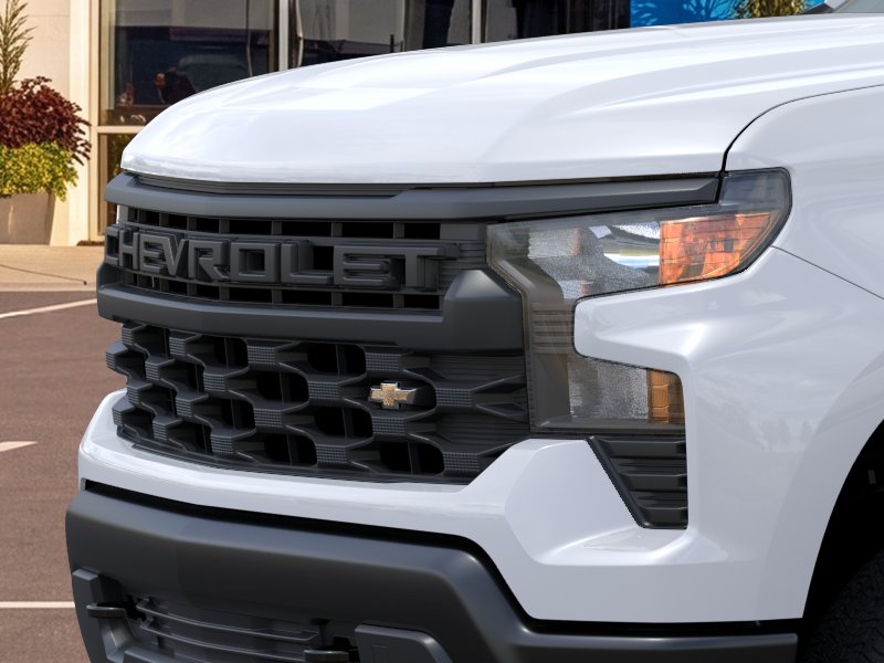 New 2026 Summit White Chevrolet WT image 37