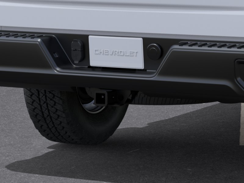 New 2026 Summit White Chevrolet WT image 40