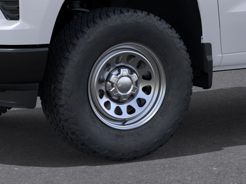 New 2026 Summit White Chevrolet WT image 35