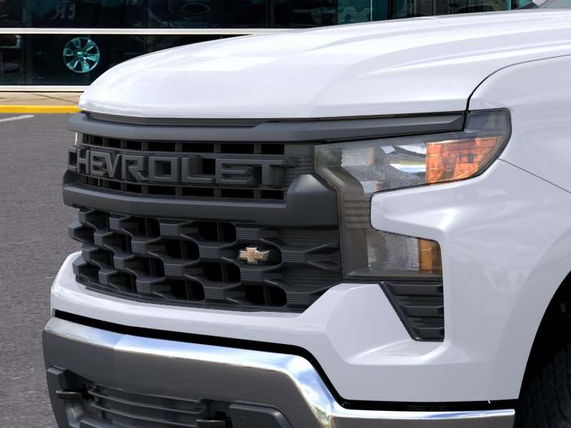 New 2026 Summit White Chevrolet WT image 38