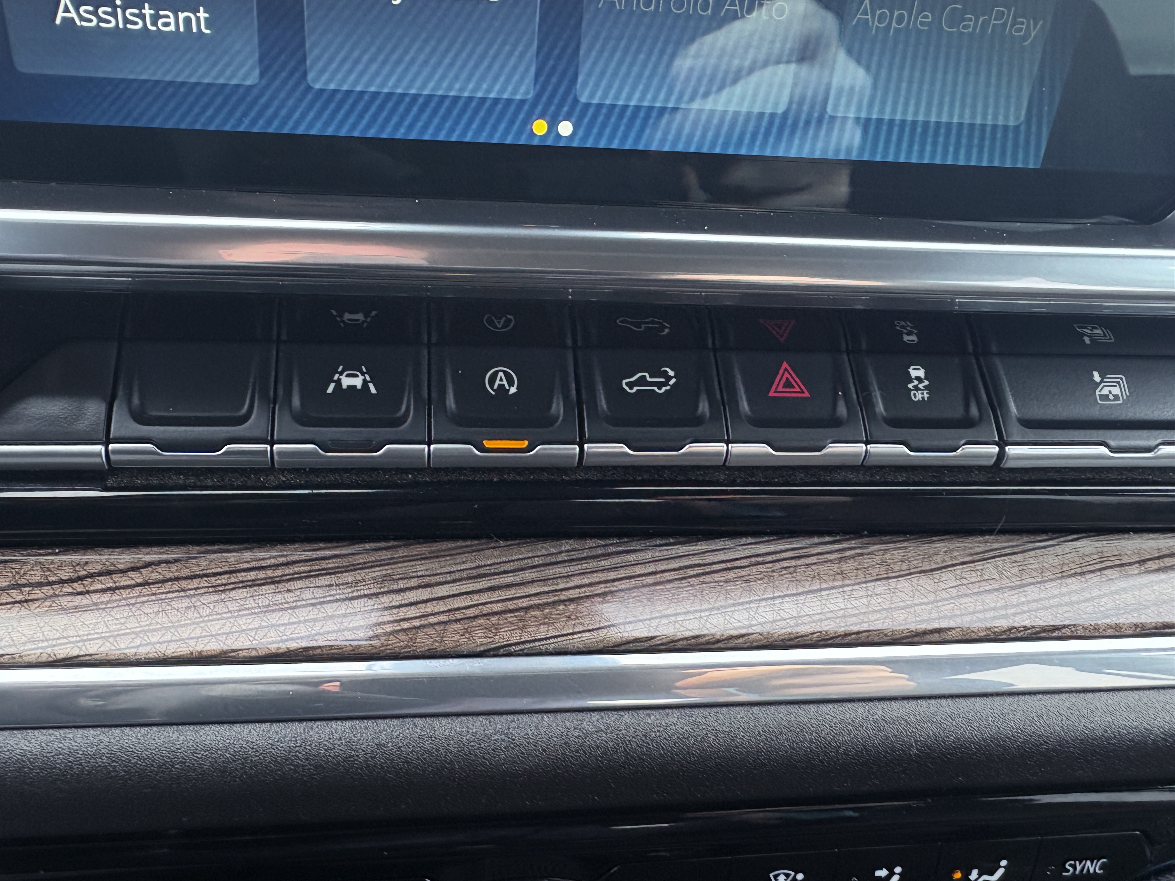 2025 Chevrolet Silverado 1500 LT - Photo 15