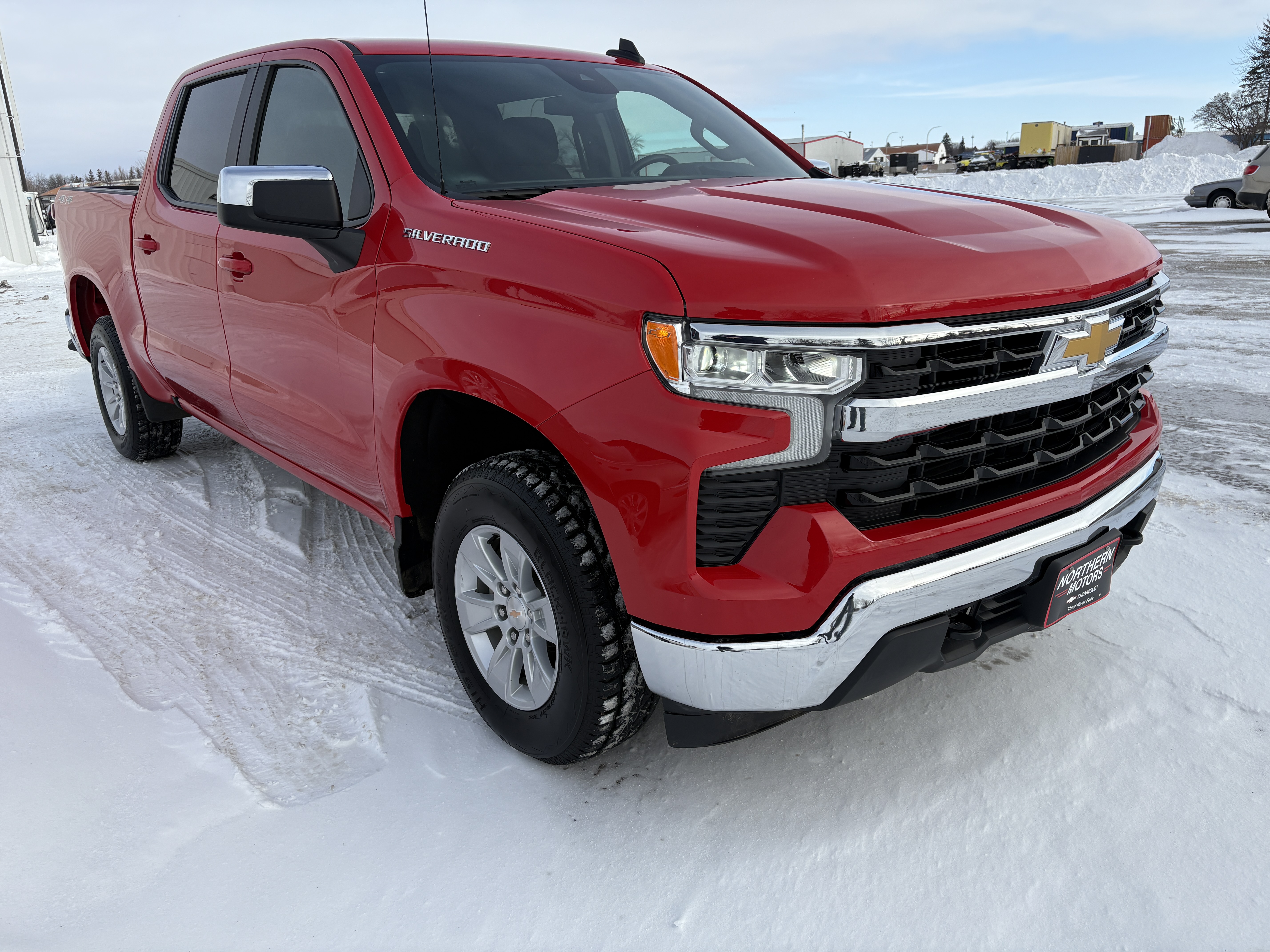 2025 Chevrolet Silverado 1500 LT's photo