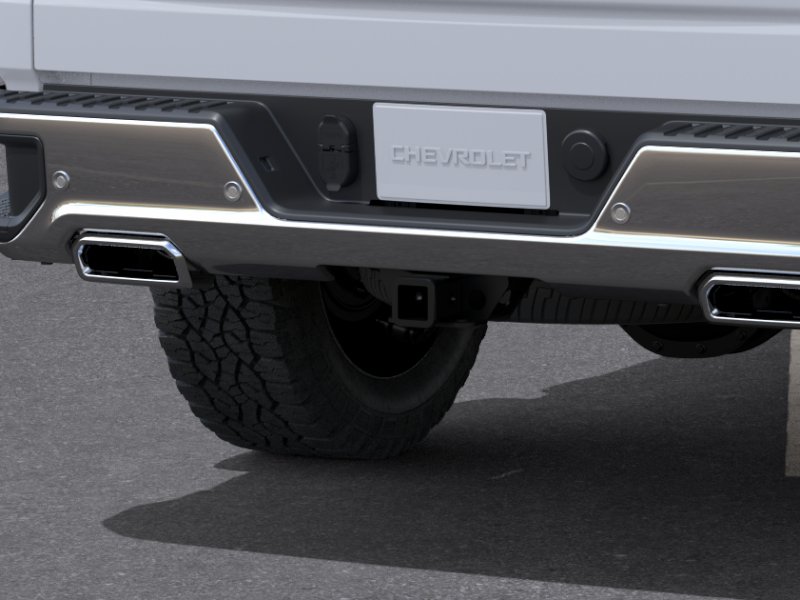 New 2026 Summit White Chevrolet LT image 40