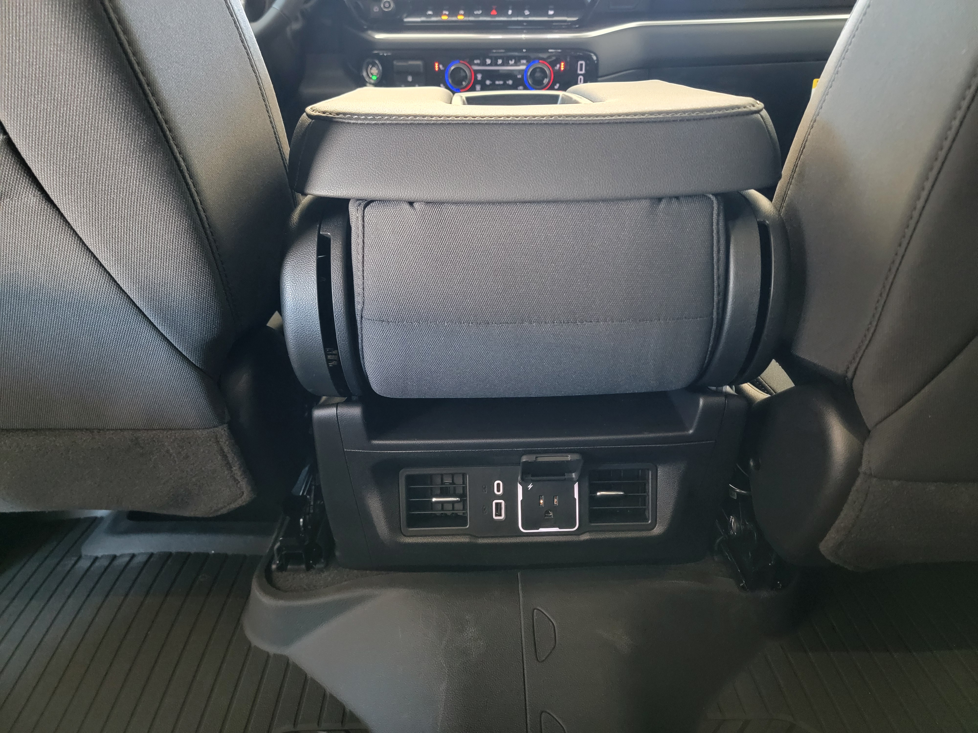 2026 Chevrolet Silverado 1500 LT - Photo 32