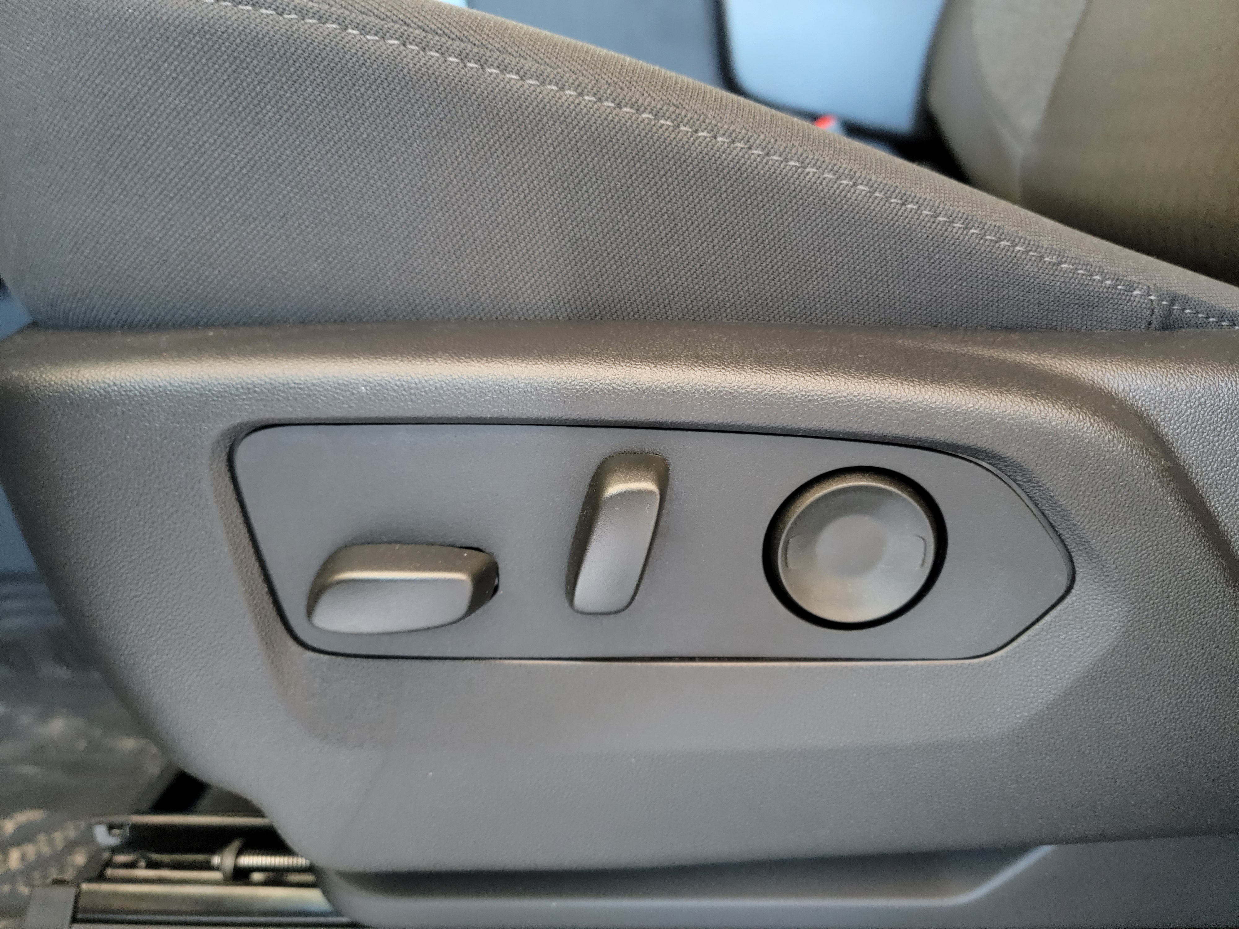 2026 Chevrolet Silverado 1500 LT - Photo 16