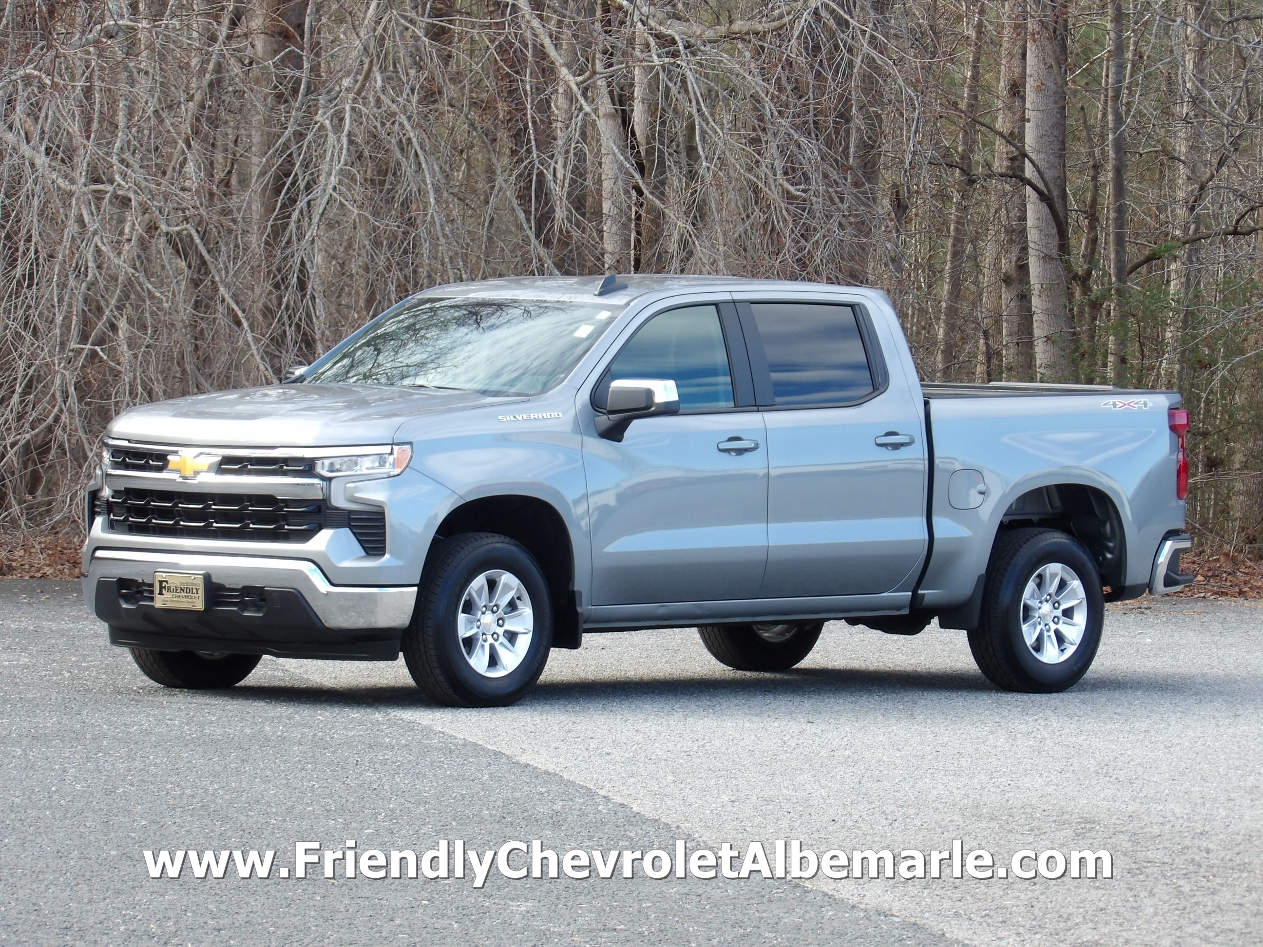 2025 Chevrolet Silverado 1500 LT's photo