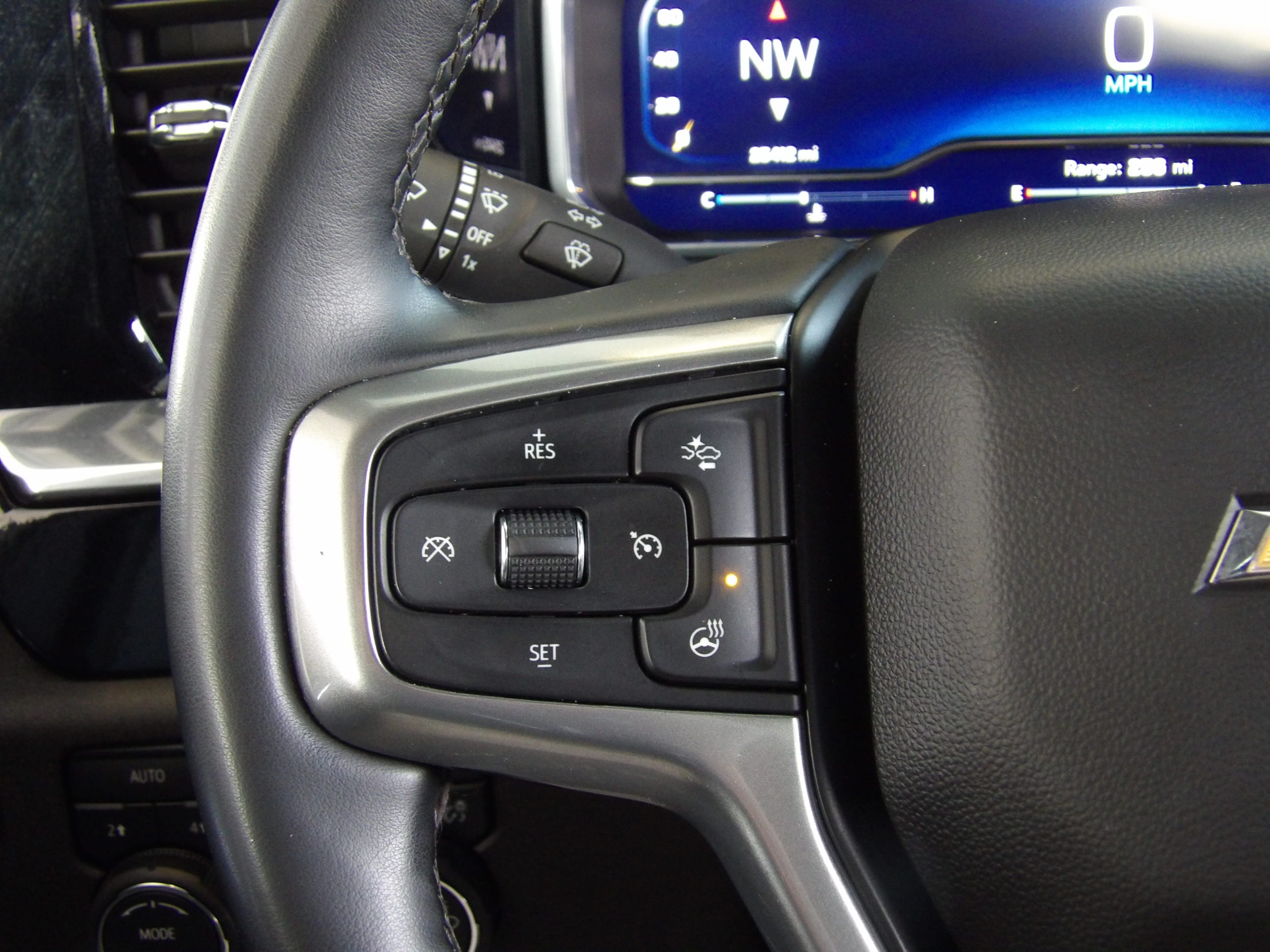 2025 Chevrolet Silverado 1500 LT - Photo 28
