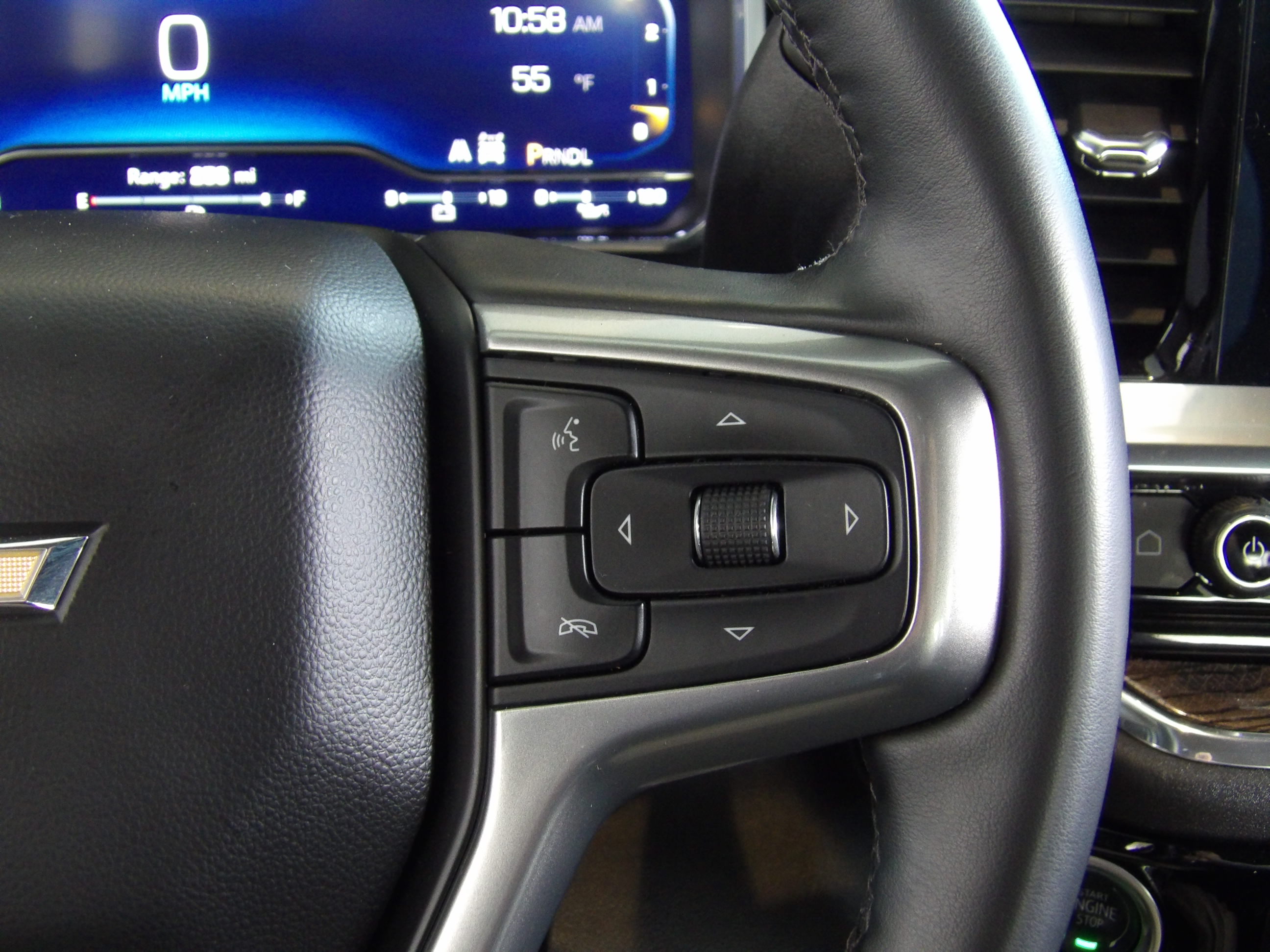 2025 Chevrolet Silverado 1500 LT - Photo 29