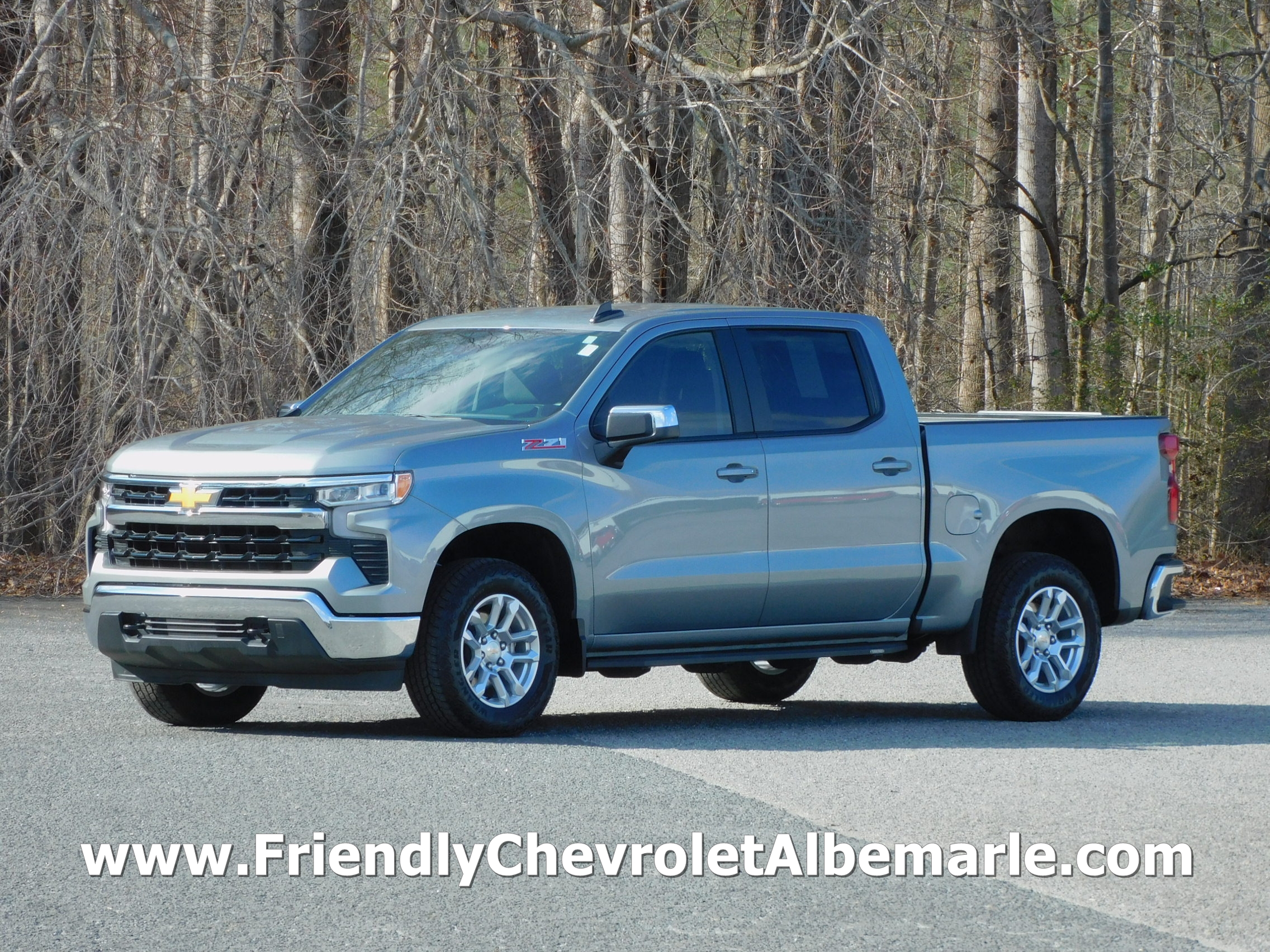 2025 Chevrolet Silverado 1500 LT Crew Cab 4WD