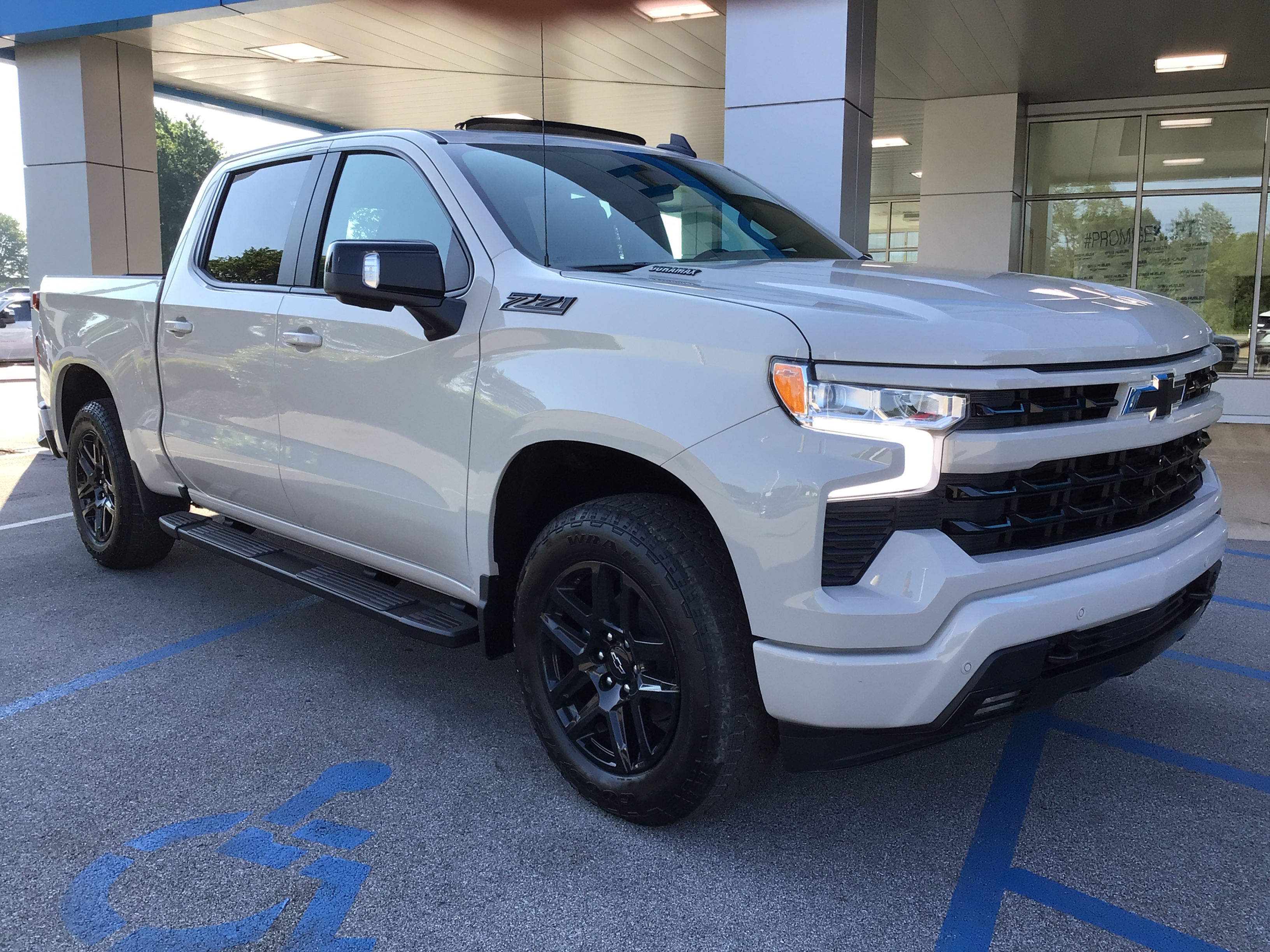 New 2026 White Sands Chevrolet RST image 5