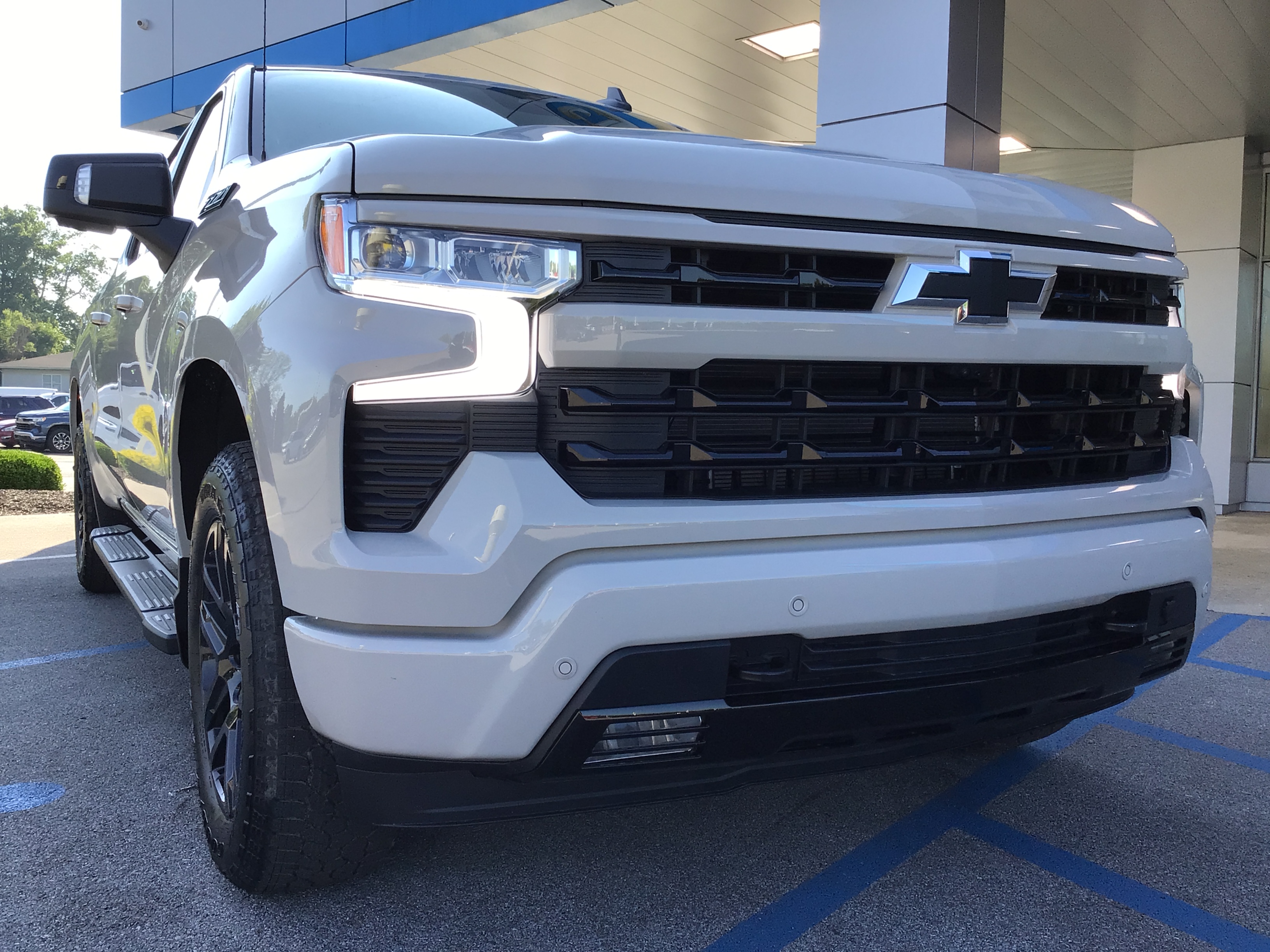 New 2026 White Sands Chevrolet RST image 29