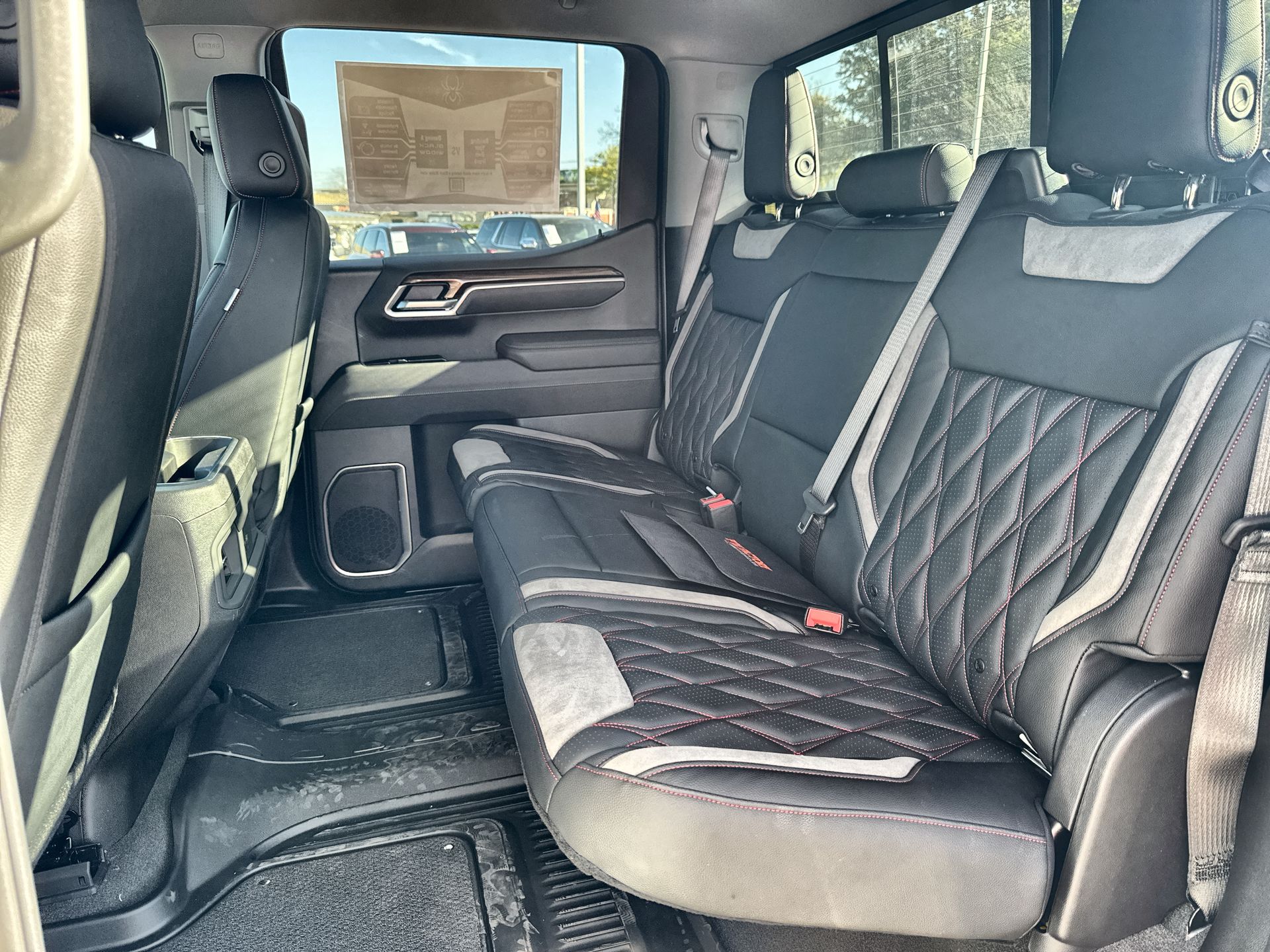 2025 Chevrolet Silverado 1500 RST photo 19