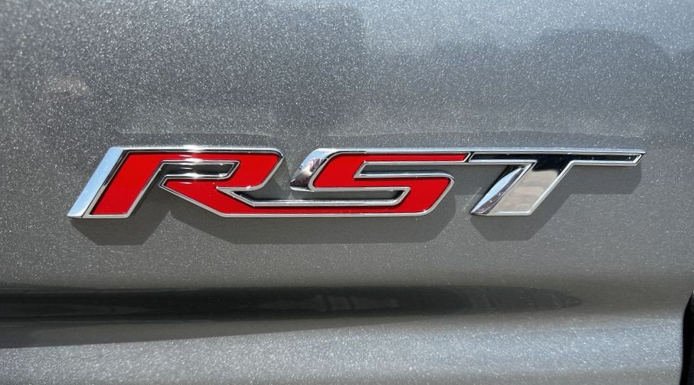 2025 Chevrolet Silverado 1500 RST photo 23