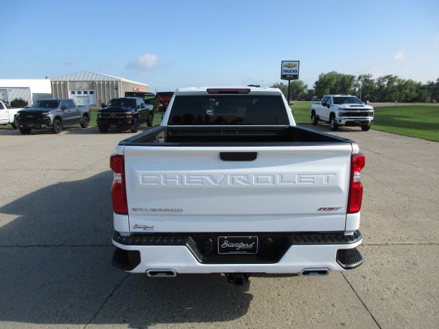 2026 Chevrolet Silverado 1500 RST photo 4