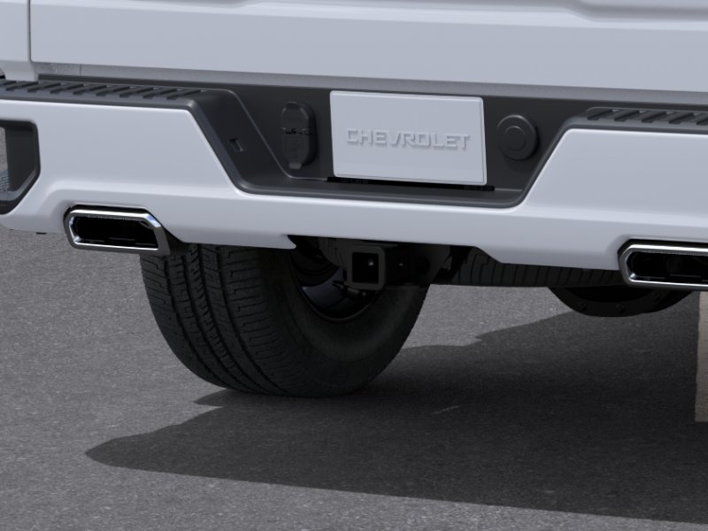New 2026 Summit White Chevrolet RST image 38