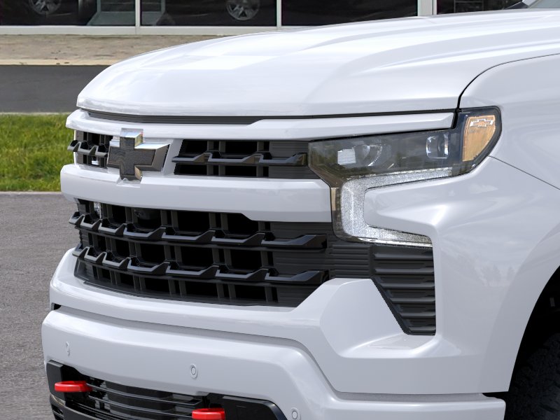 New 2026 Summit White Chevrolet RST image 13