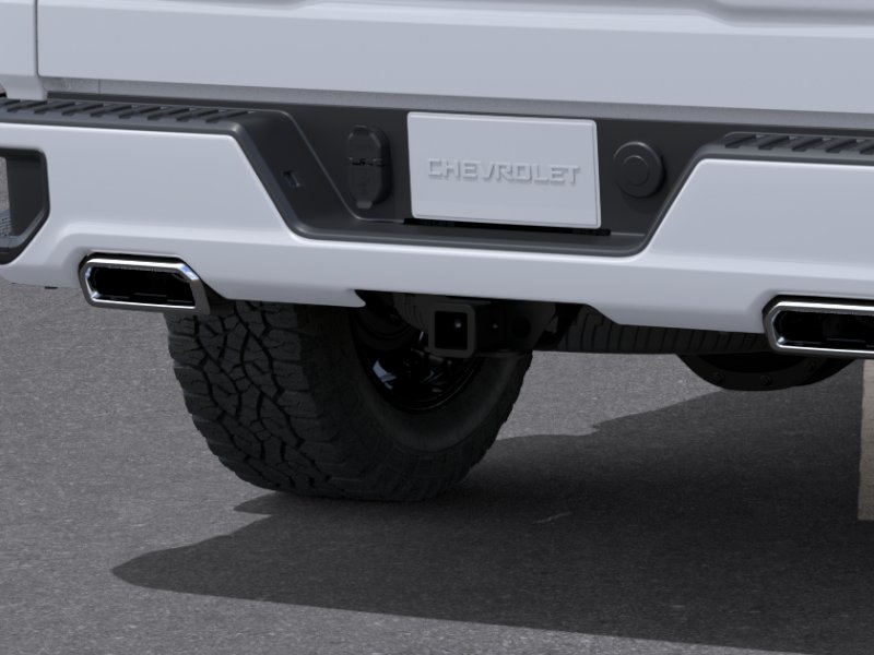 New 2026 Summit White Chevrolet RST image 14