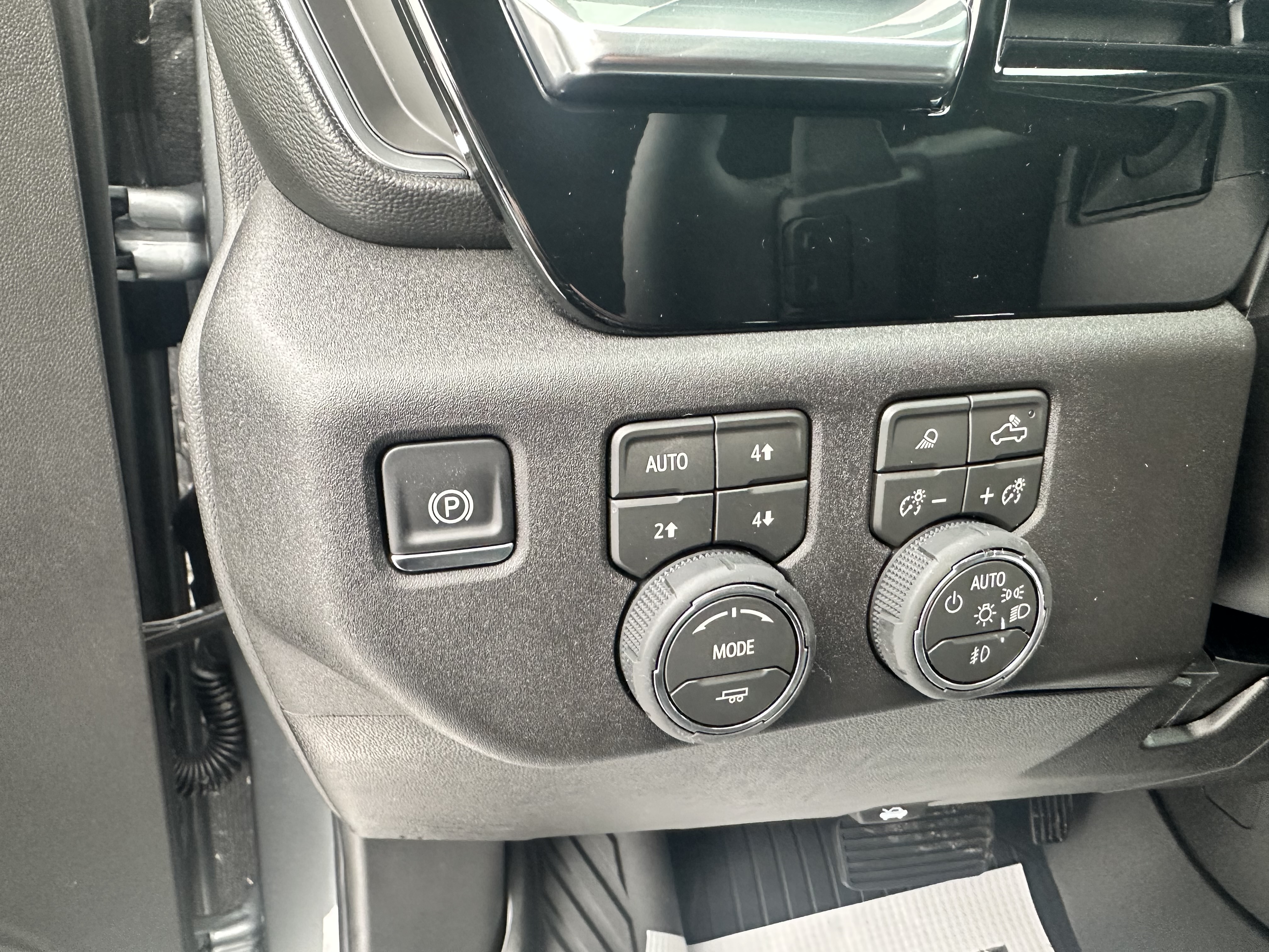 2026 Chevrolet Silverado 1500 RST - Photo 10