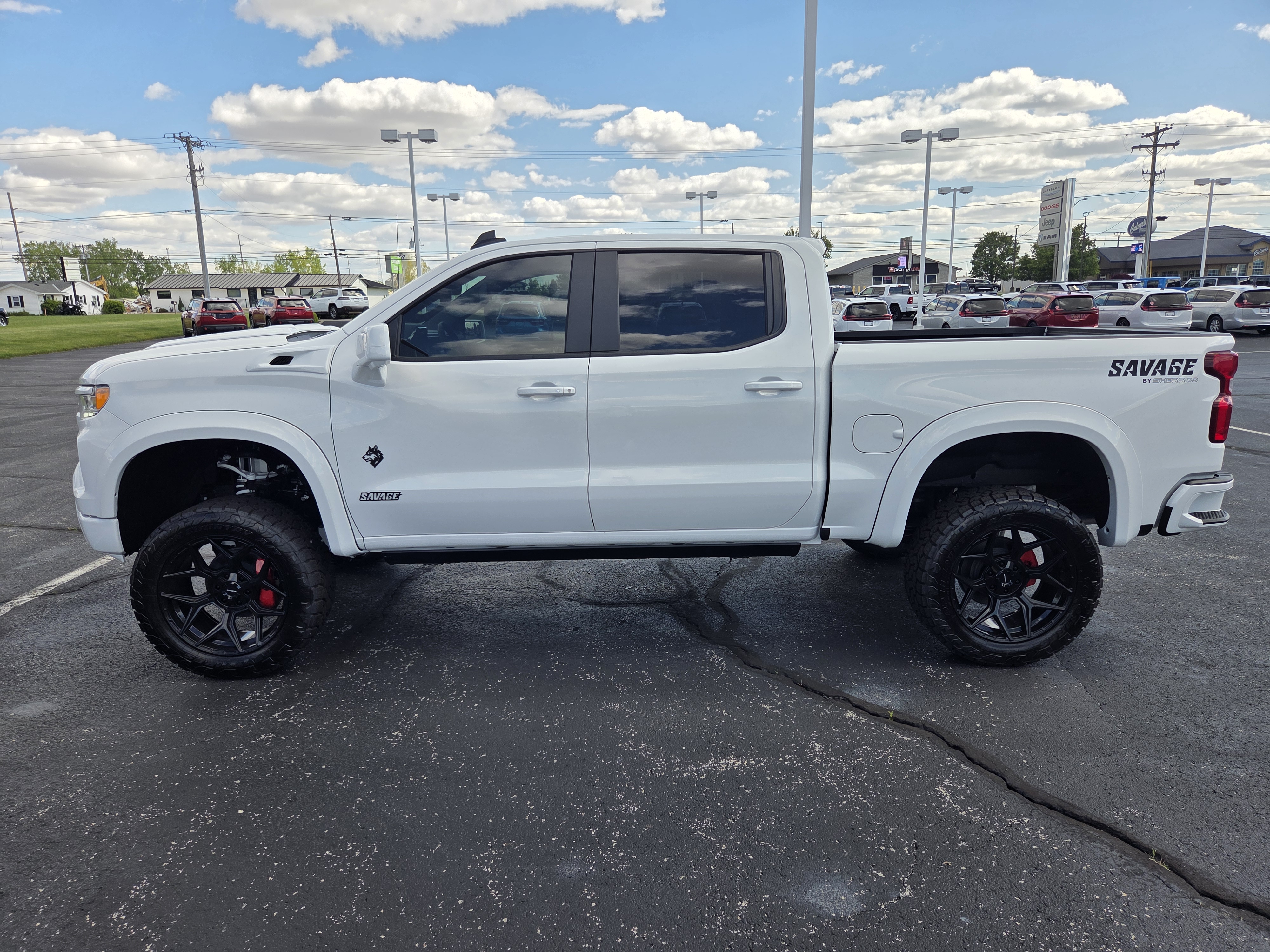 New 2026 Summit White Chevrolet RST image 13