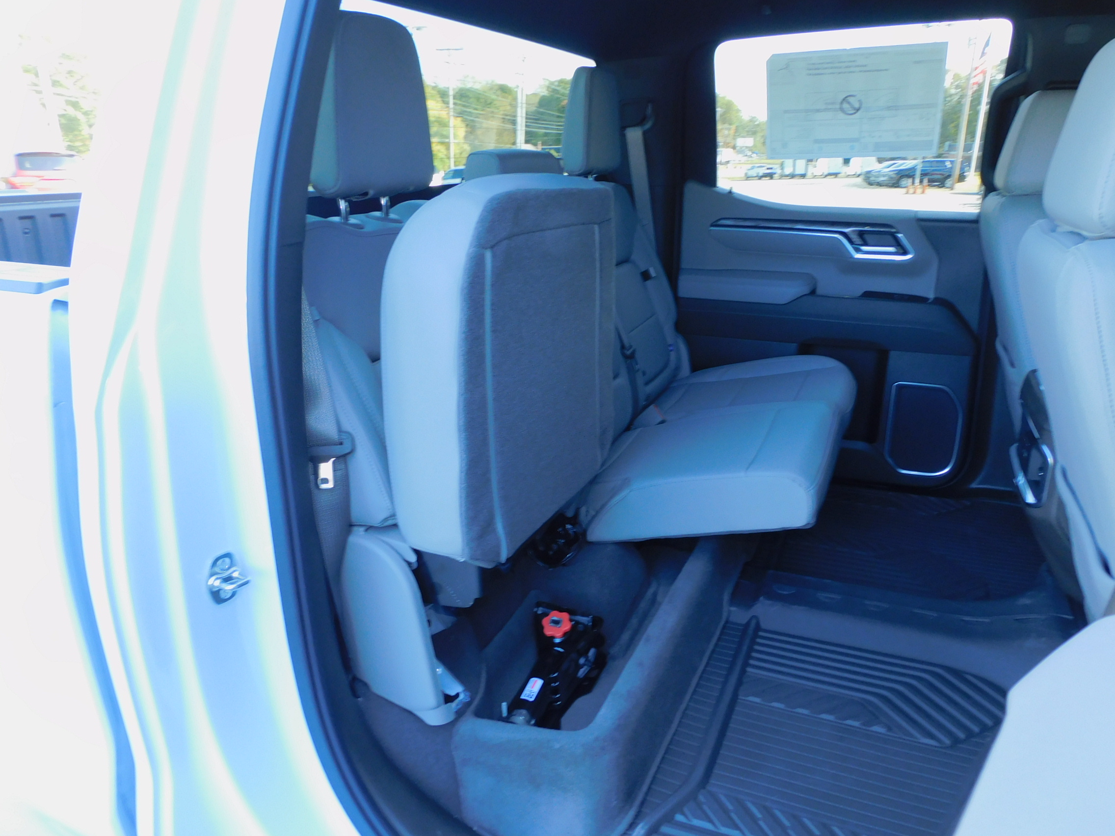 2026 Chevrolet Silverado 1500 LTZ - Photo 25