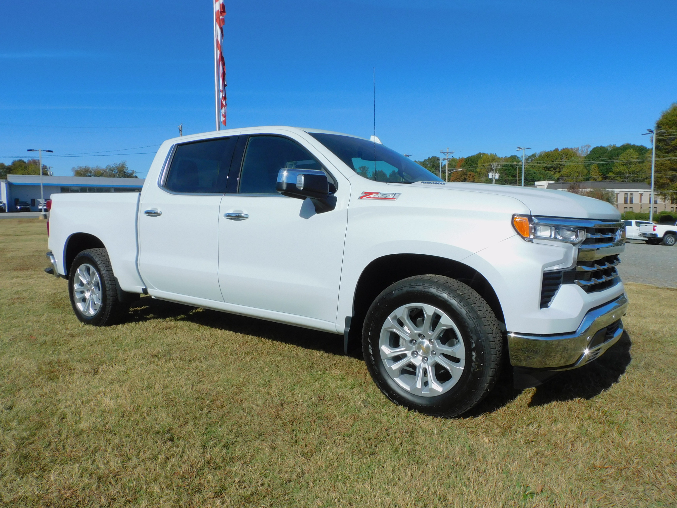 2026 Chevrolet Silverado 1500 LTZ - Photo 9