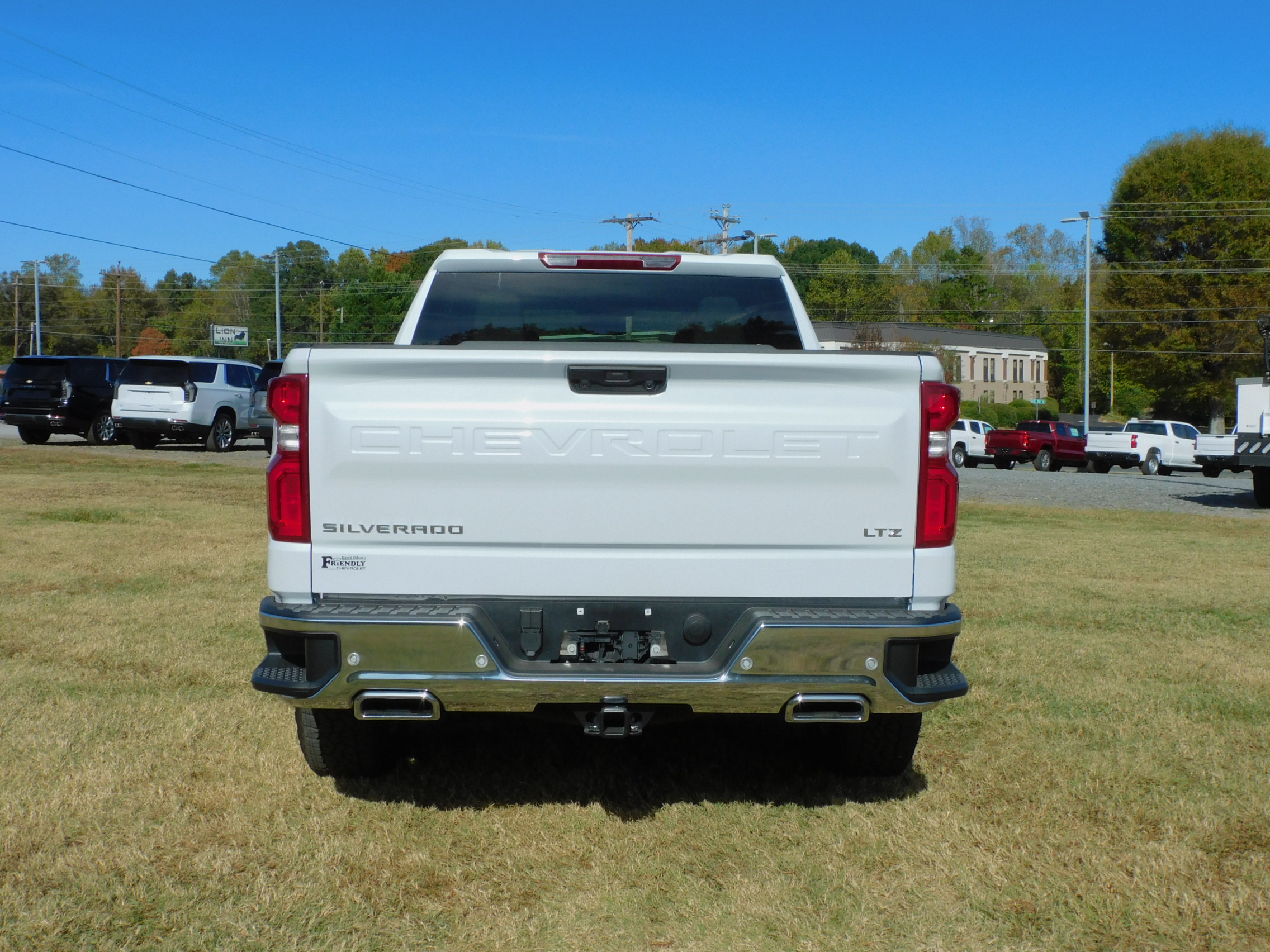 2026 Chevrolet Silverado 1500 LTZ - Photo 11