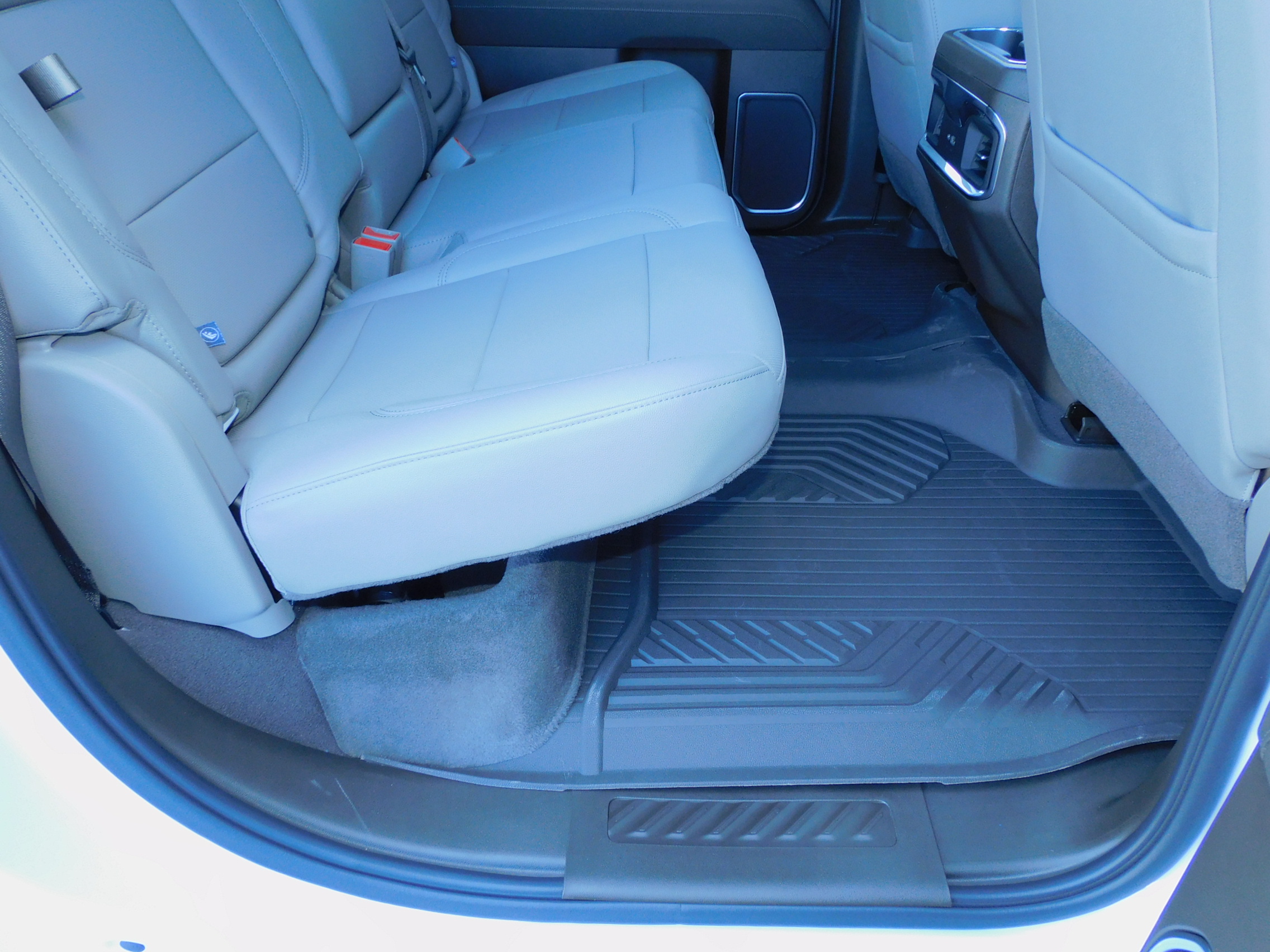 2026 Chevrolet Silverado 1500 LTZ - Photo 29