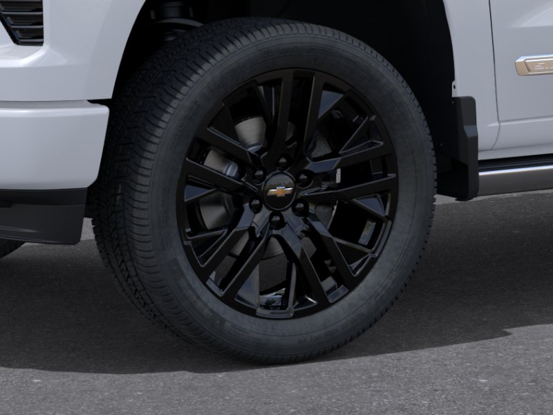 New 2026 Polar White Tricoat Chevrolet High Country image 9