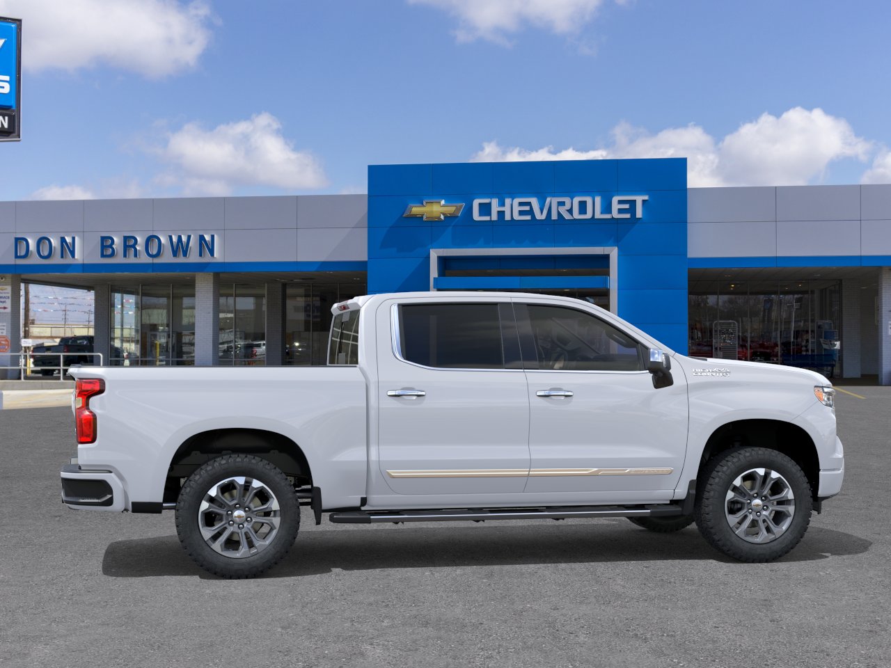New 2026 Polar White Tricoat Chevrolet High Country image 5