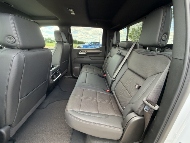 2026 Chevrolet Silverado 1500 High Country - Photo 9