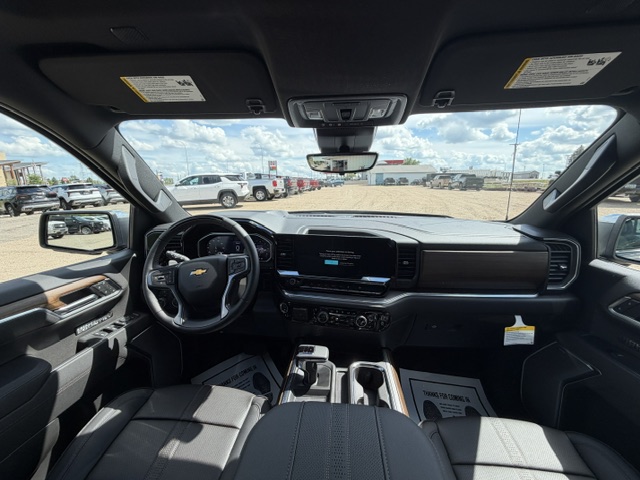 2026 Chevrolet Silverado 1500 High Country - Photo 18